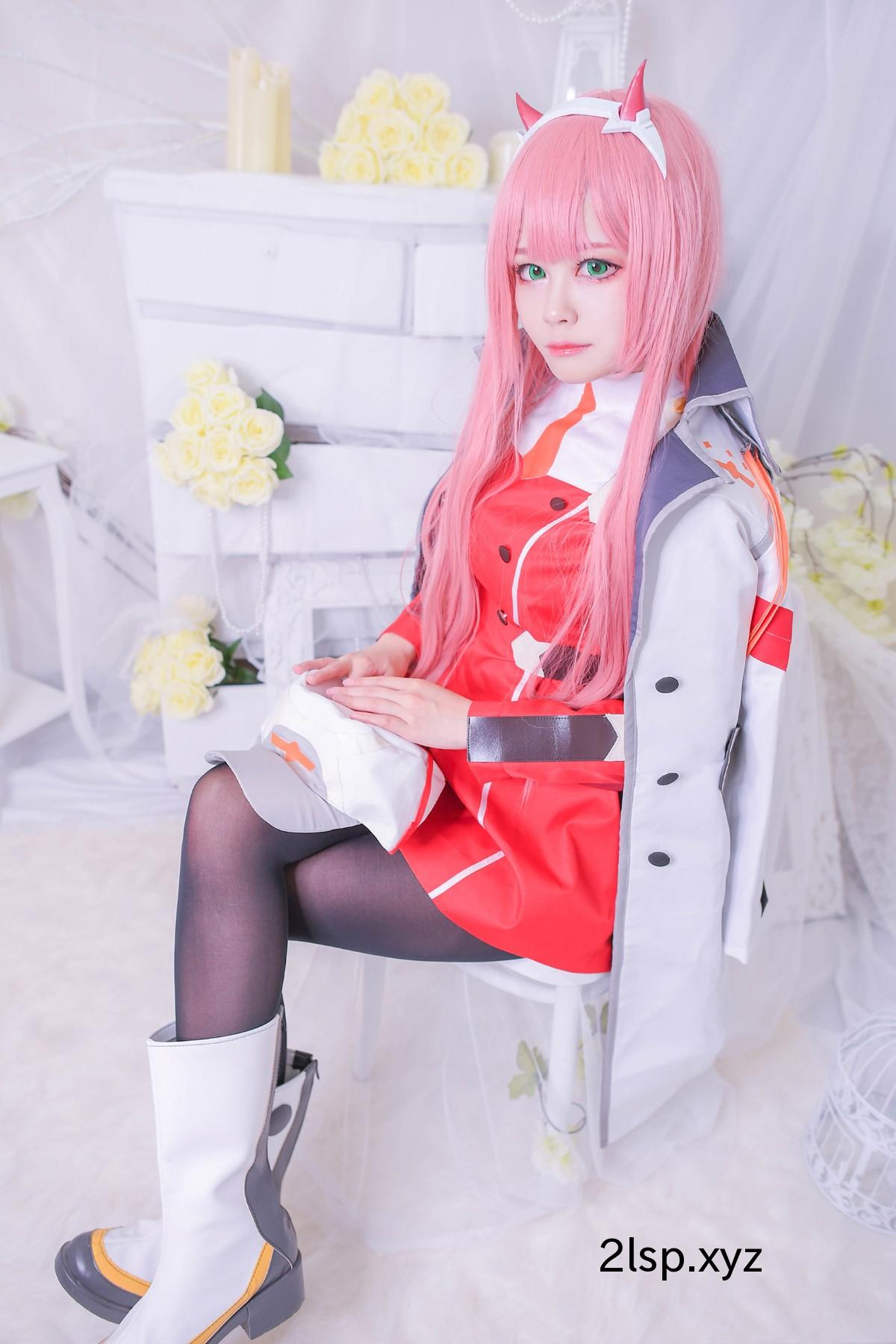 Coser@Arty-Huang-–-Zero-TwoZero-Two