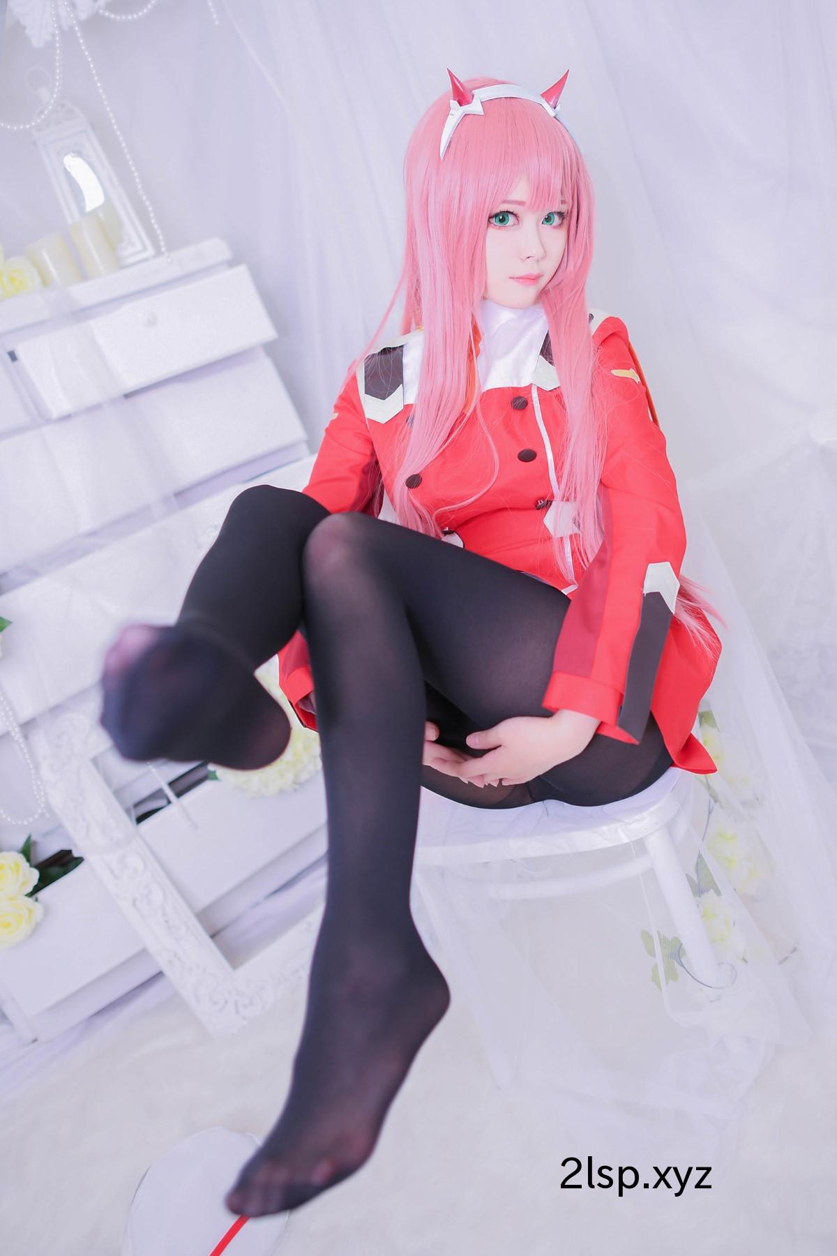 Coser@Arty-Huang-–-Zero-TwoZero-Two