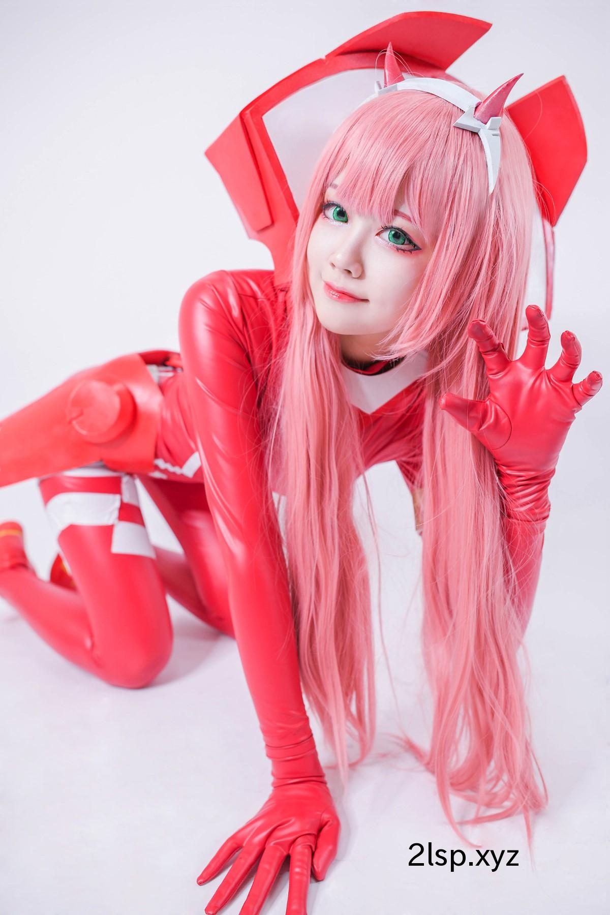 Coser@Arty-Huang-–-Zero-TwoZero-Two