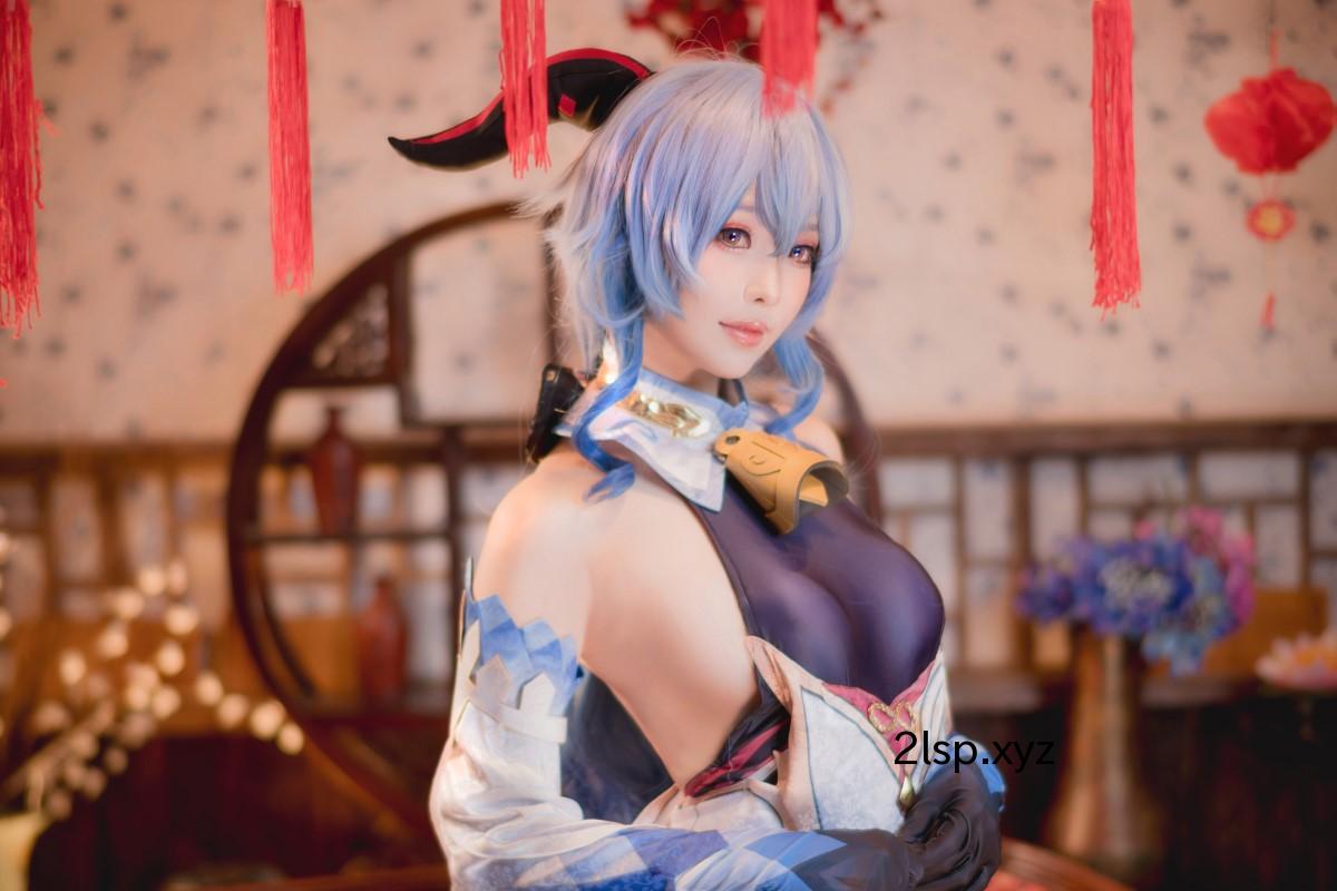 Coser@Ely-–-GanyuGanyu