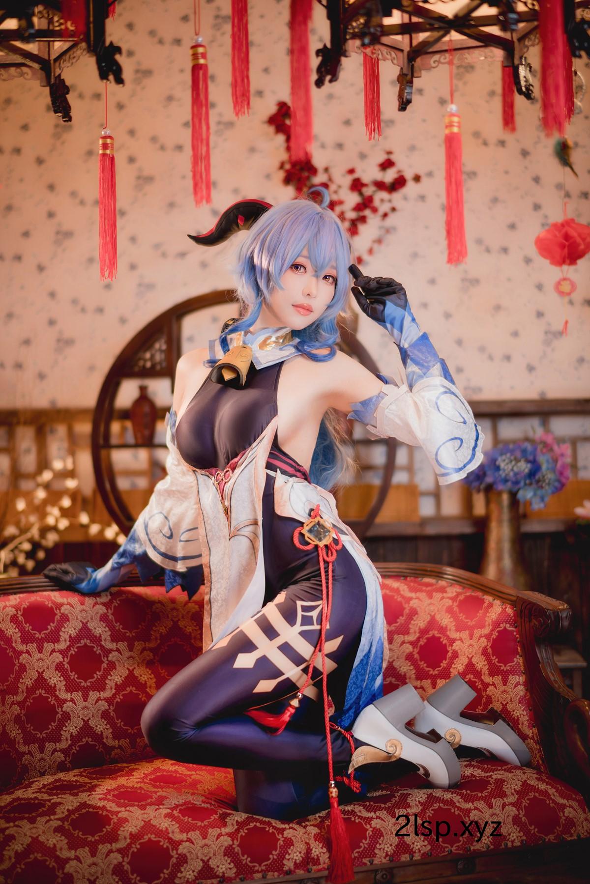 Coser@Ely-–-GanyuGanyu