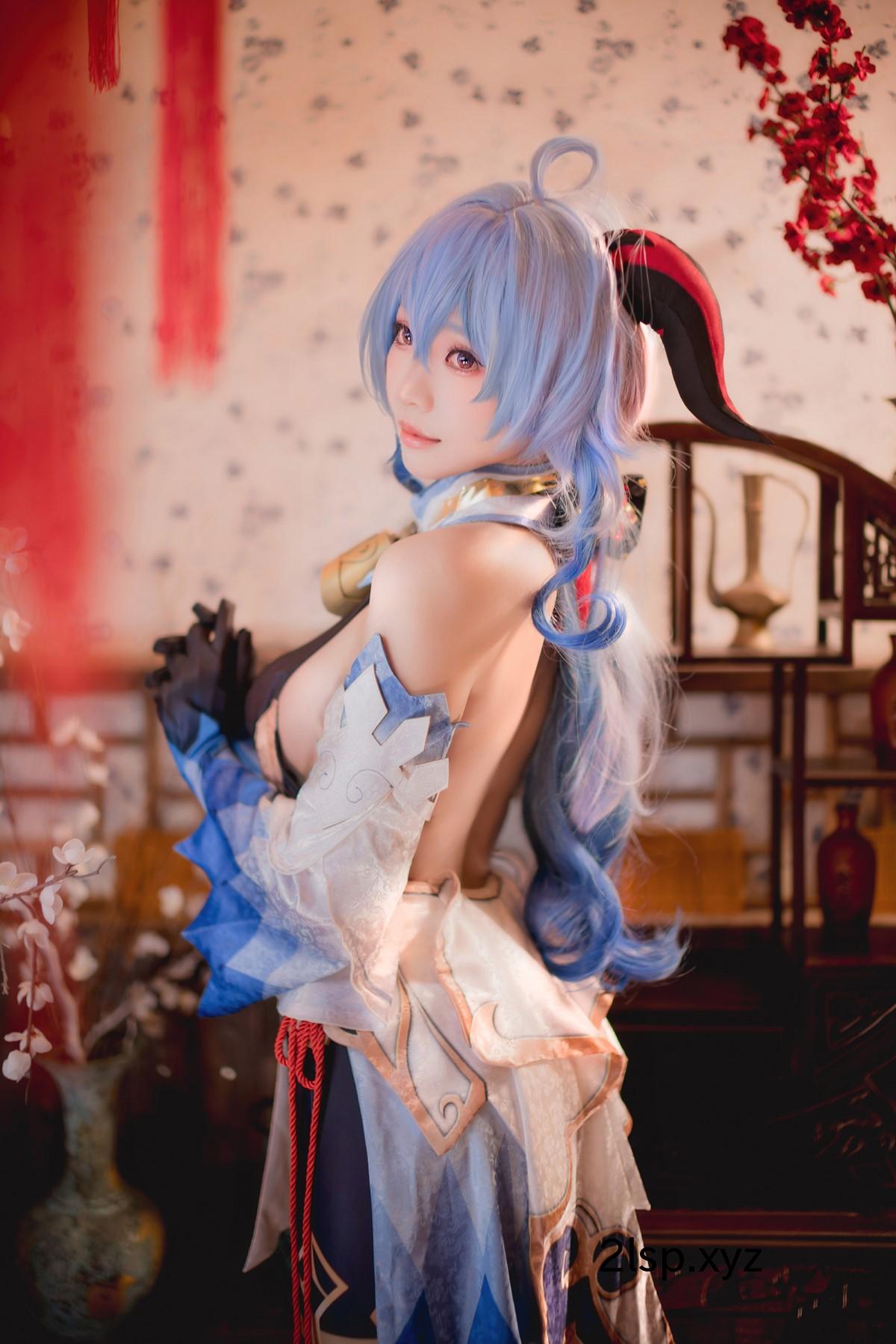 Coser@Ely-–-GanyuGanyu