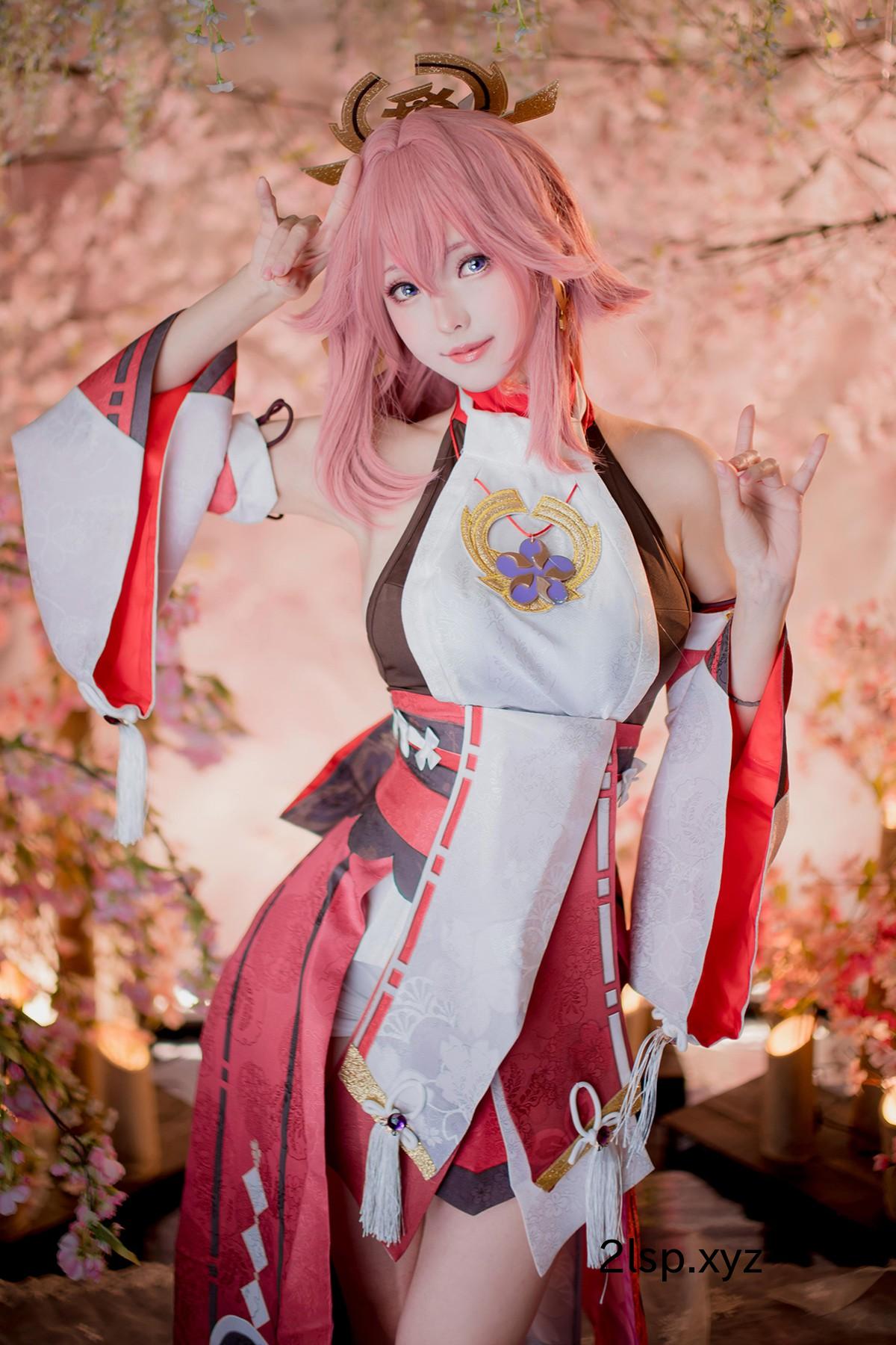 Coser@Ely-–-Yae-MikoYae-Miko