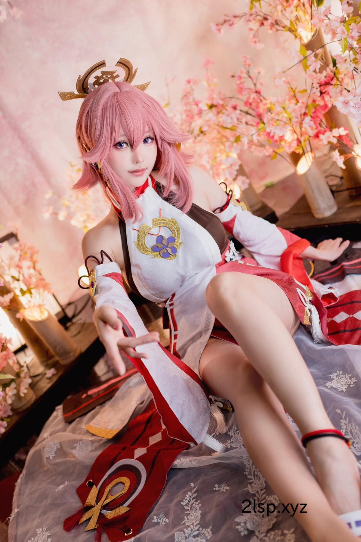 Coser@Ely-–-Yae-MikoYae-Miko