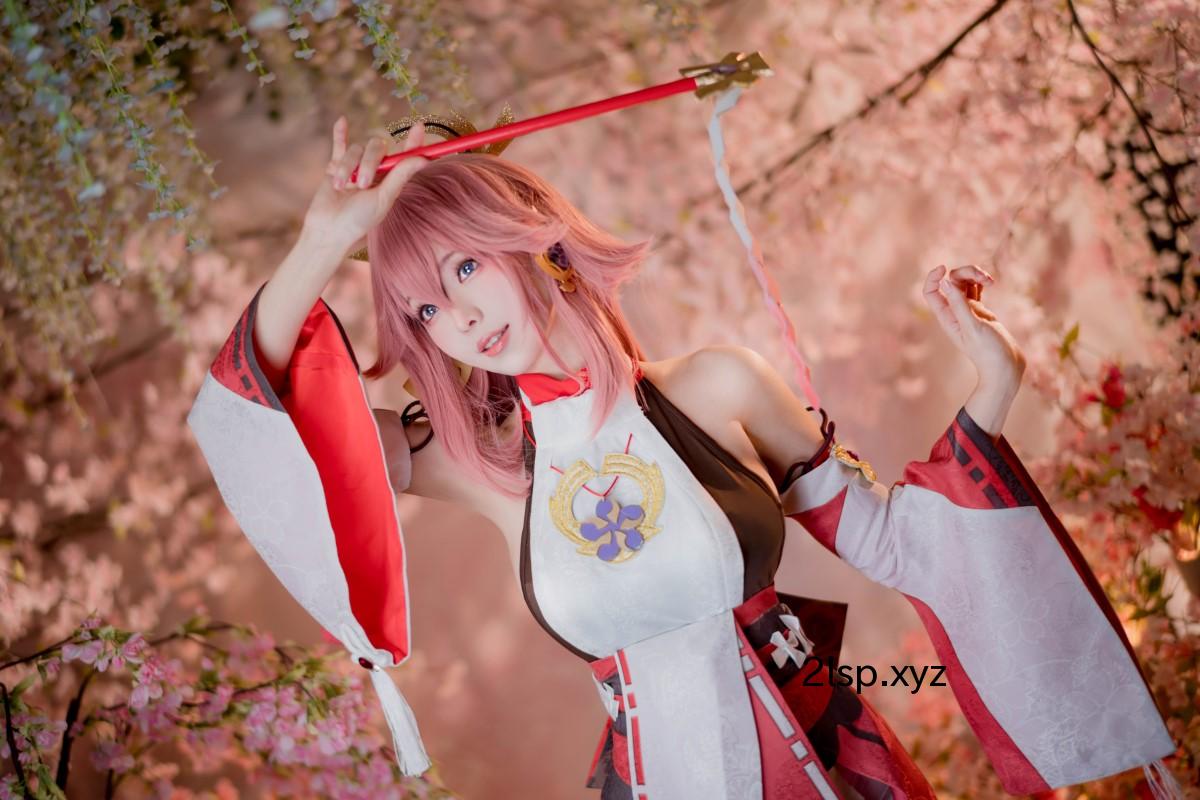 Coser@Ely-–-Yae-MikoYae-Miko