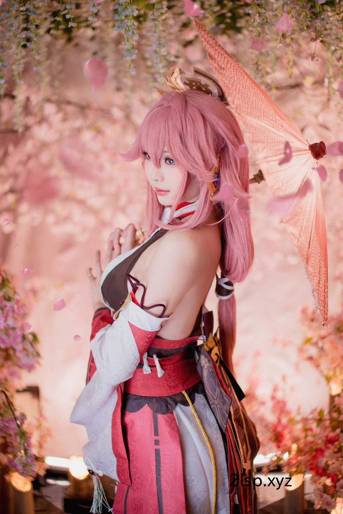 Coser@Ely-–-Yae-MikoYae-Miko