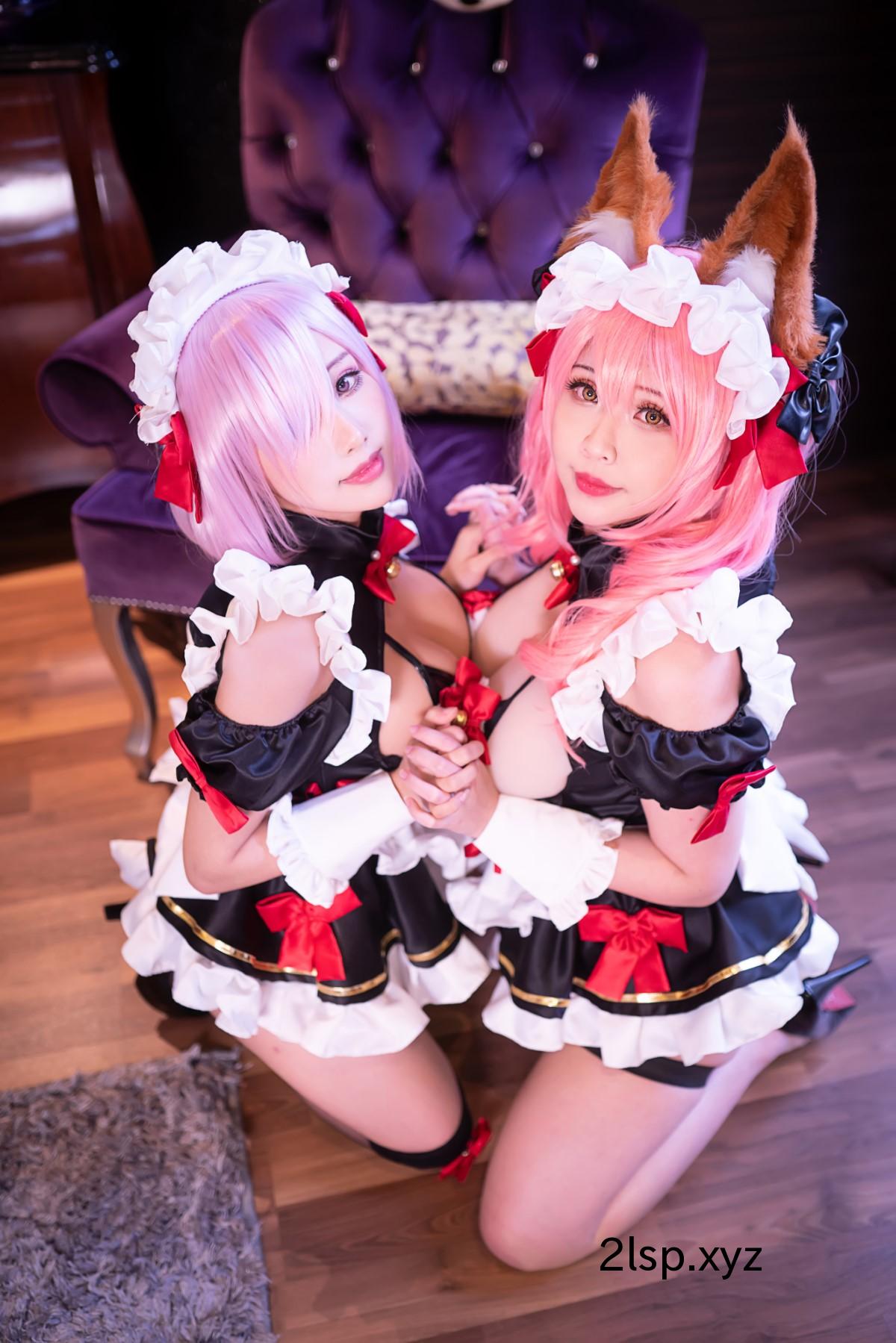 Coser@Hana-Bunny-And-HaneAme-–-Tamamo-Maid-And-Mashu-Kyrielight-MaidTamamo-Maid-And-Mashu-Kyrielight-Maid