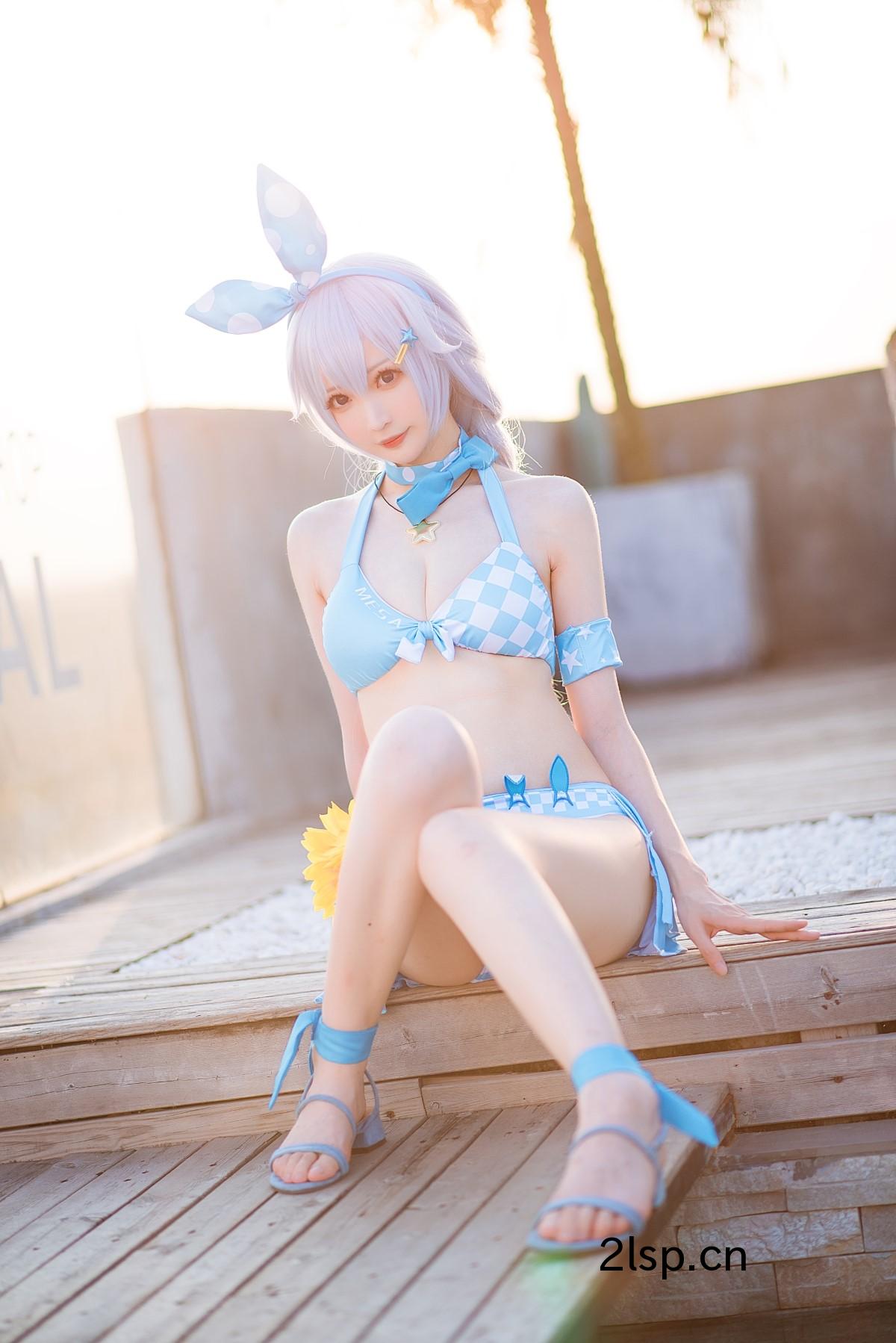 Coser@南宫Vol.008琪亚娜泳装琪亚娜泳装