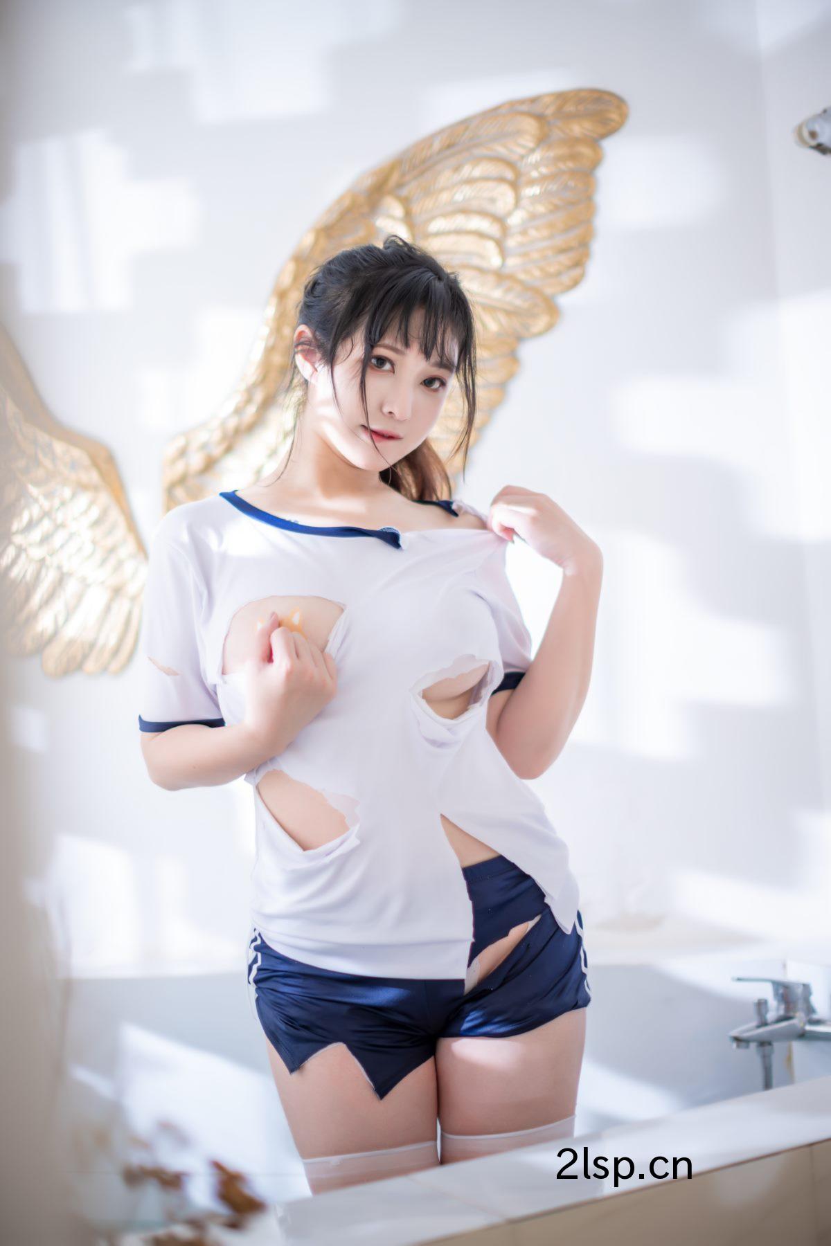 Coser@奇行家狗崽Vol.001浴场的体操服