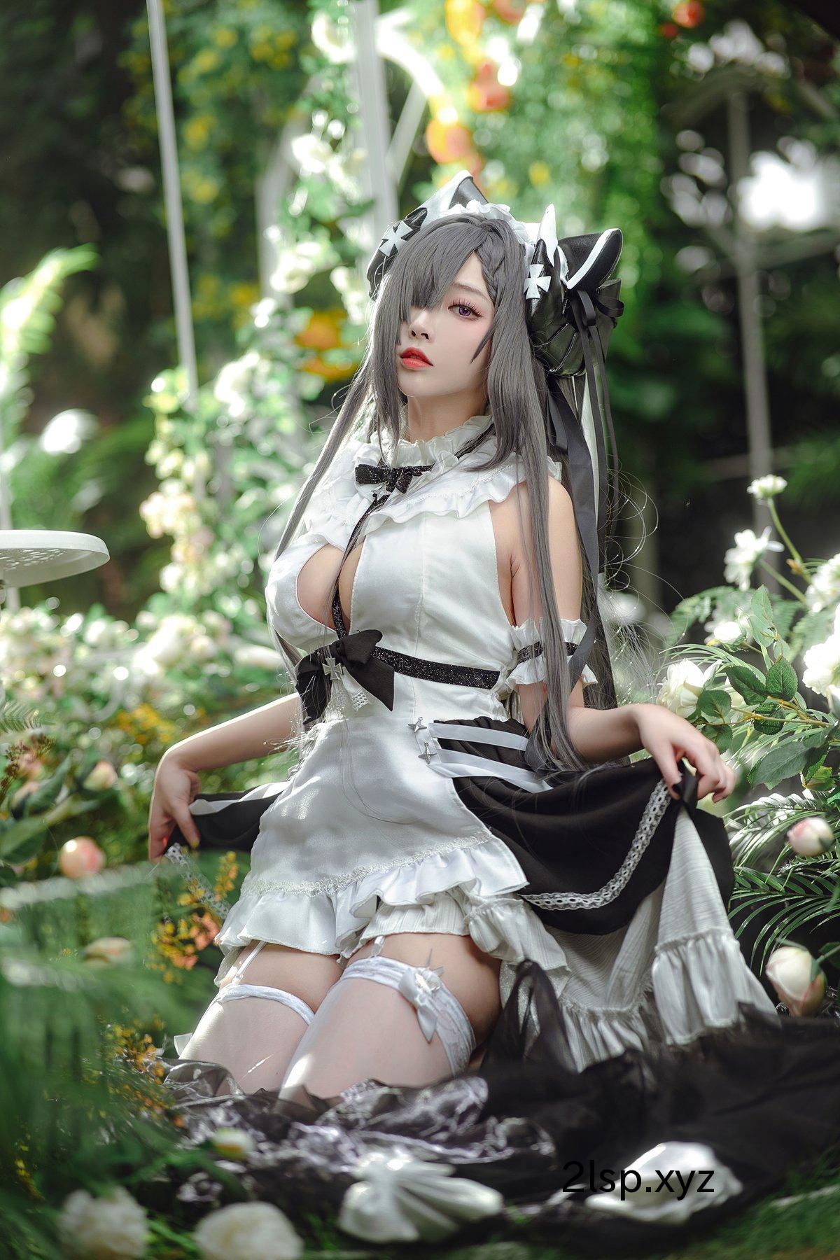 Coser@宮本桜-–-奥古斯特-女仆装宮本桜