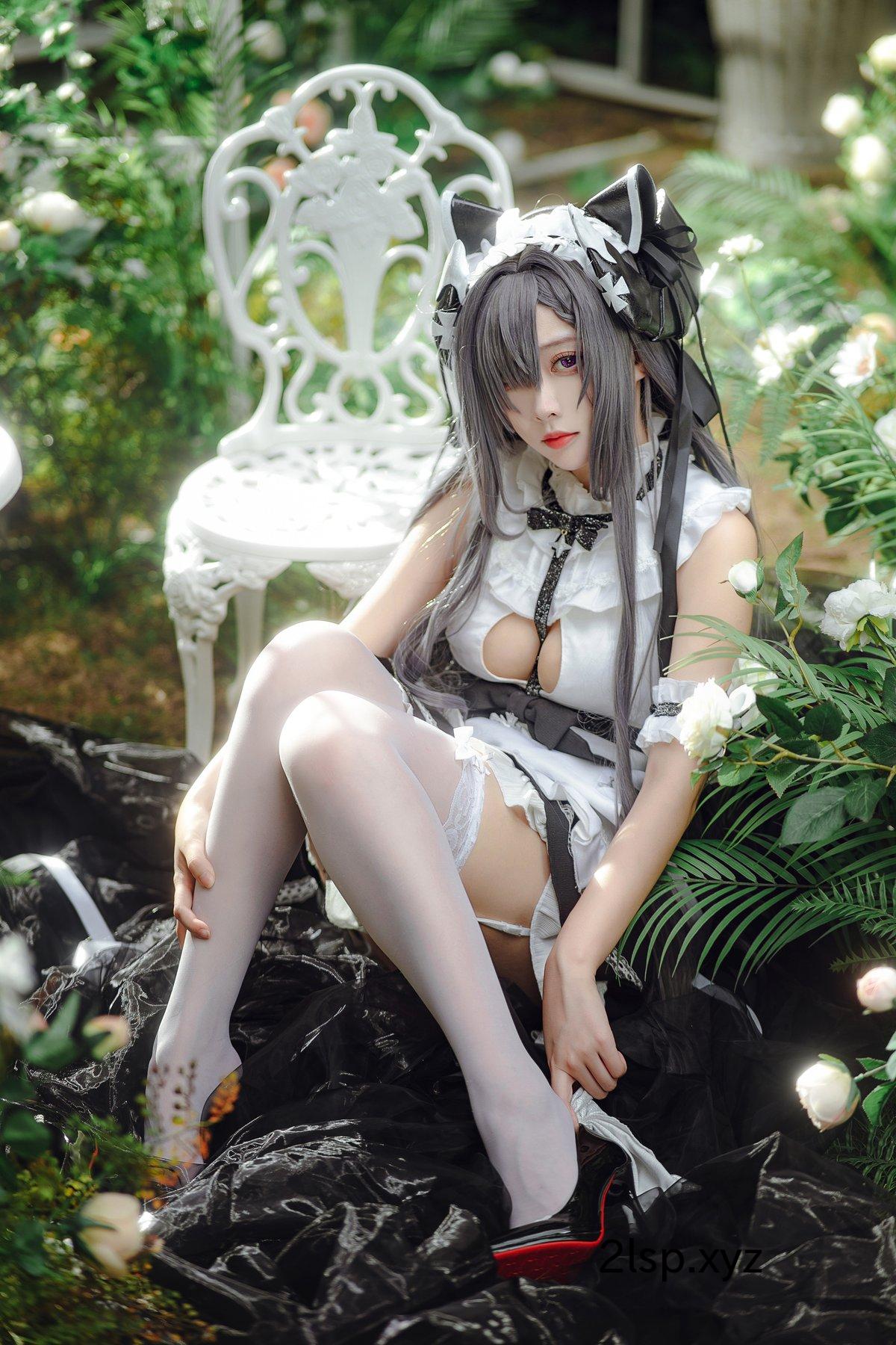 Coser@宮本桜-–-奥古斯特-女仆装宮本桜