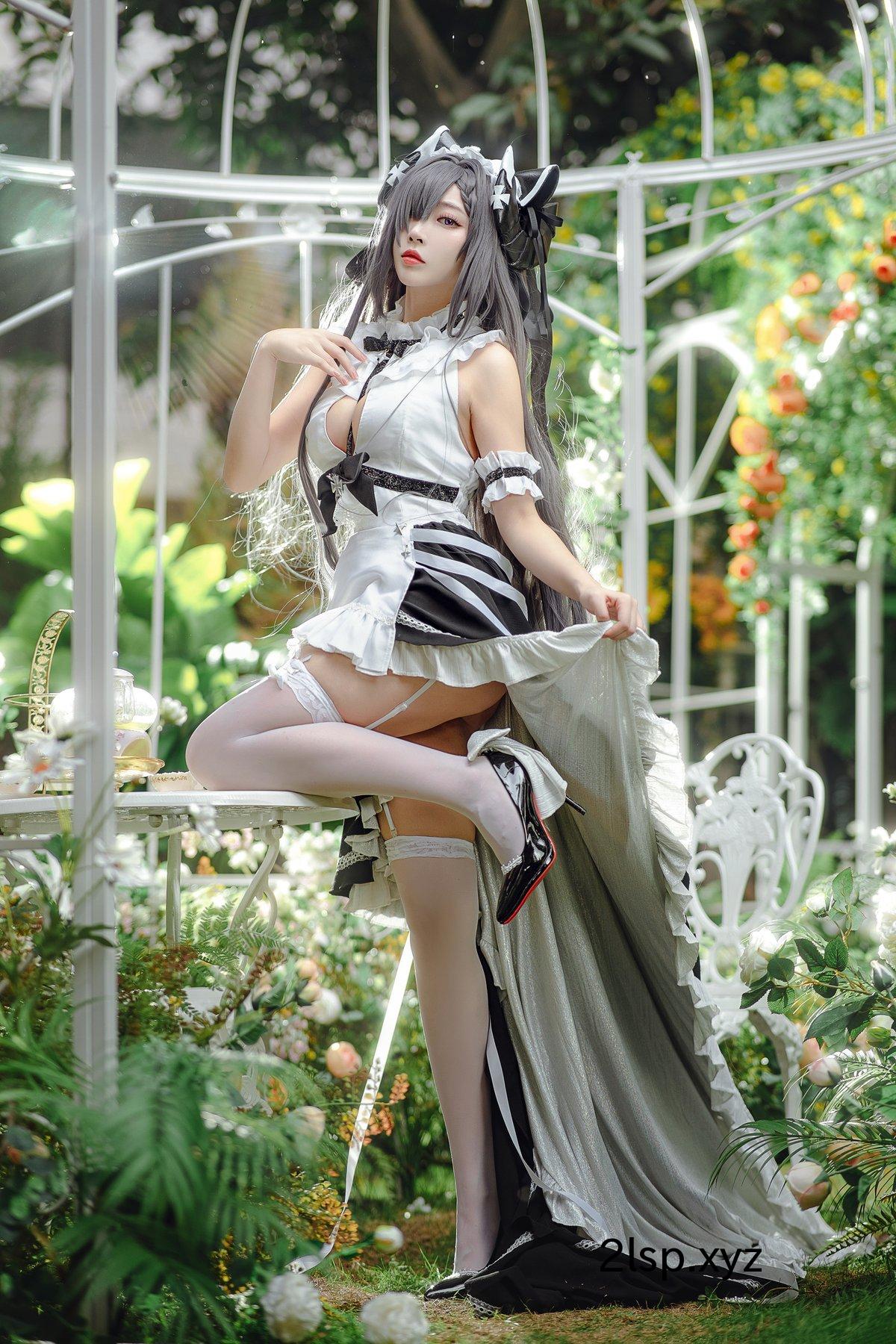 Coser@宮本桜-–-奥古斯特-女仆装宮本桜