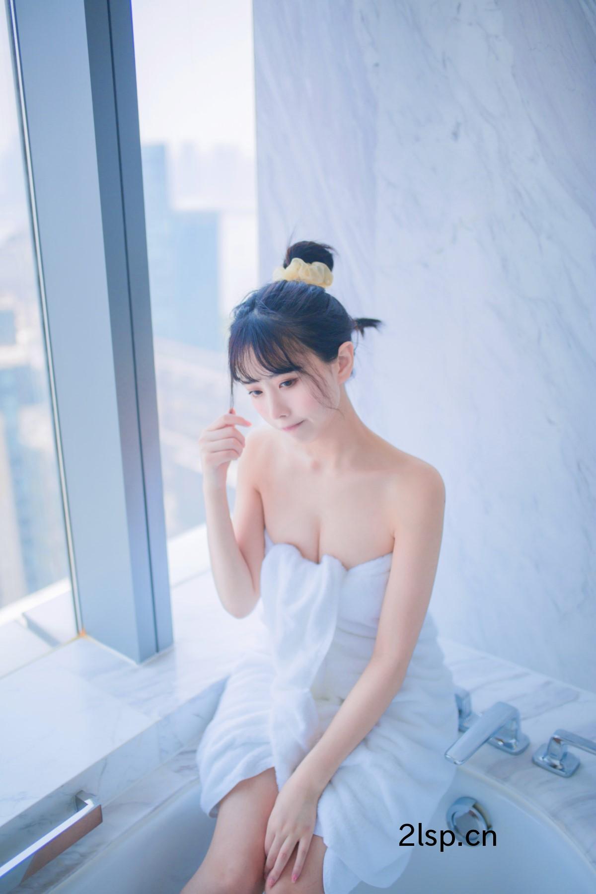 Coser@念雪-Vol.005-加载可爱念雪