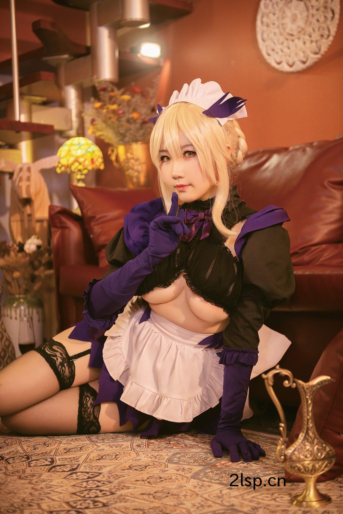 Coser@是本末末Vol.001黑枪呆女仆