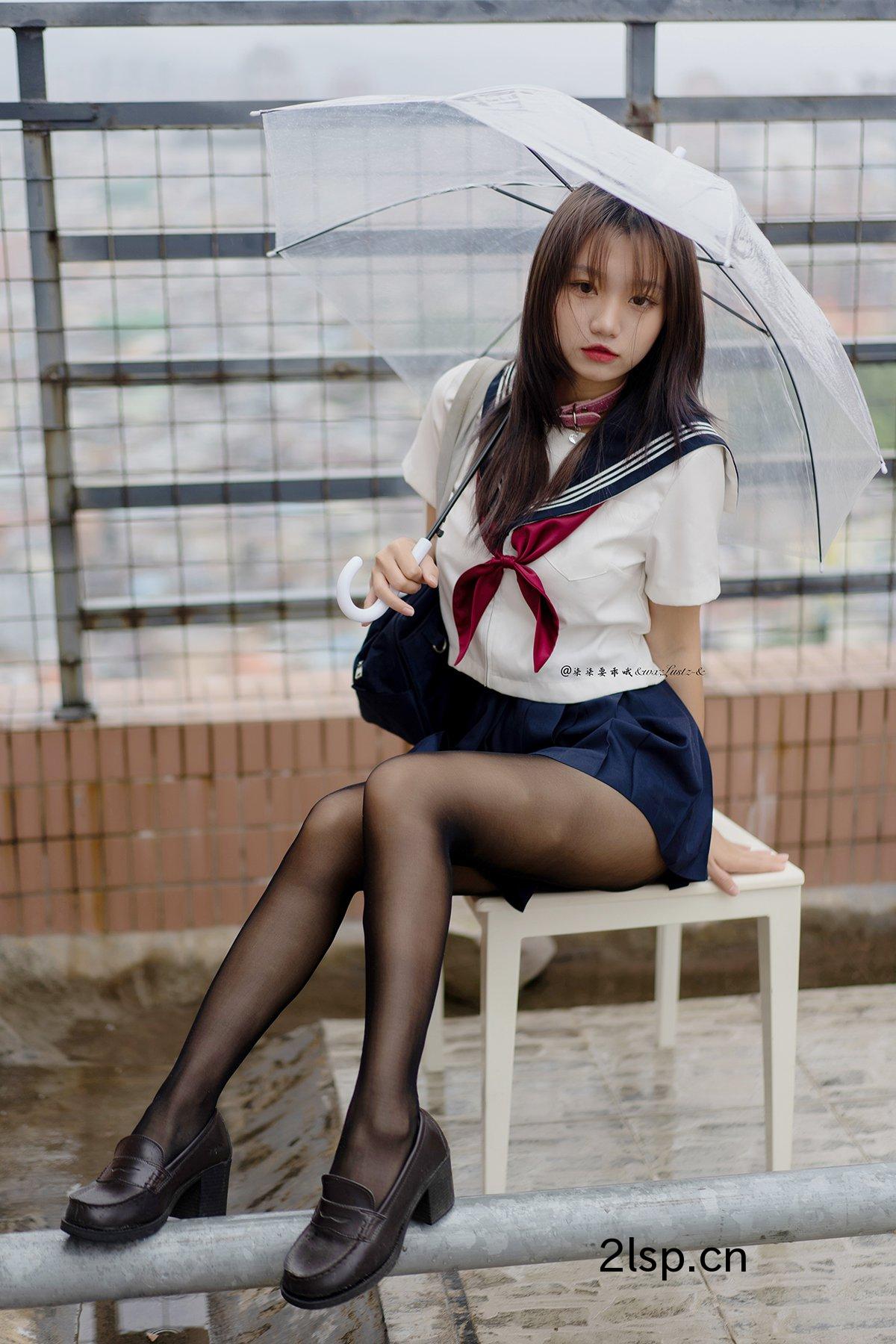 Coser@柒柒要乖哦Vol.005天台学姐