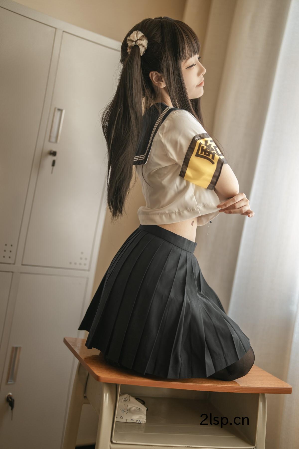 Coser@桃良阿宅-Vol.004-教室jk桃良阿宅