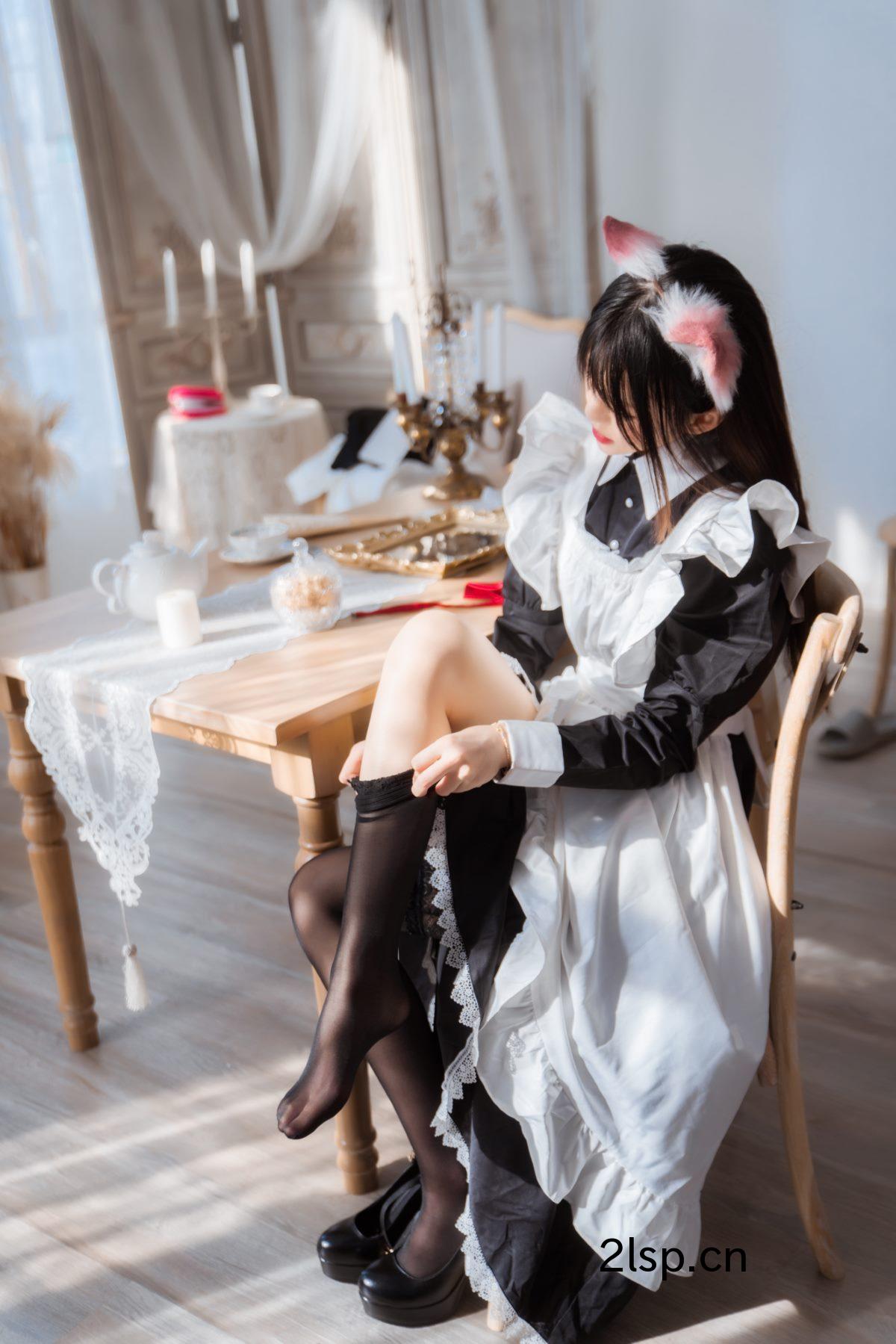 Coser@桜桃喵Vol.104长裙妹抖