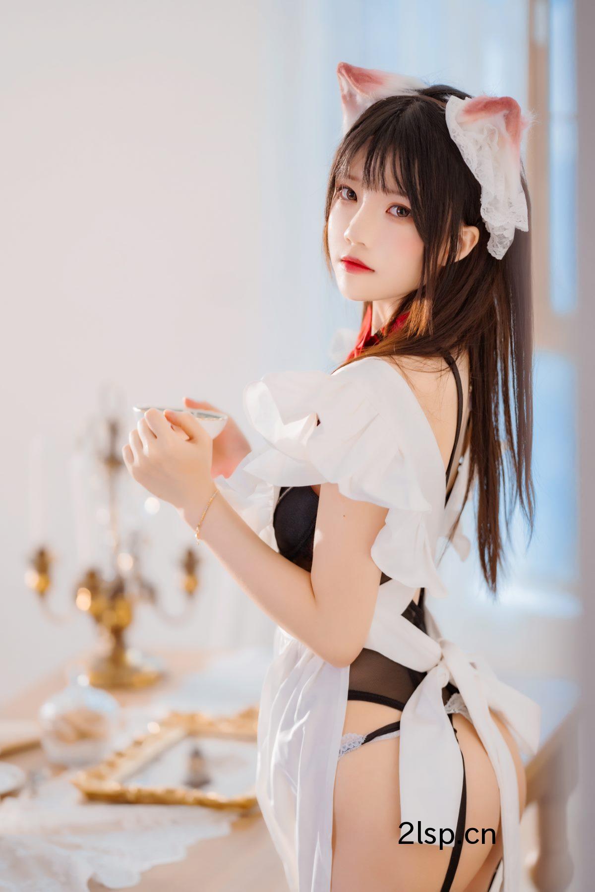 Coser@桜桃喵Vol.104长裙妹抖