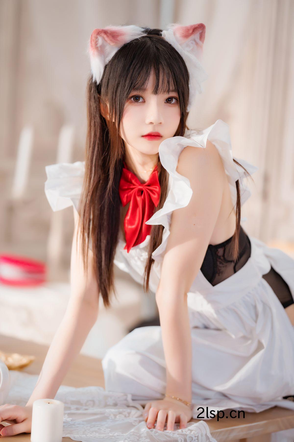 Coser@桜桃喵Vol.104长裙妹抖