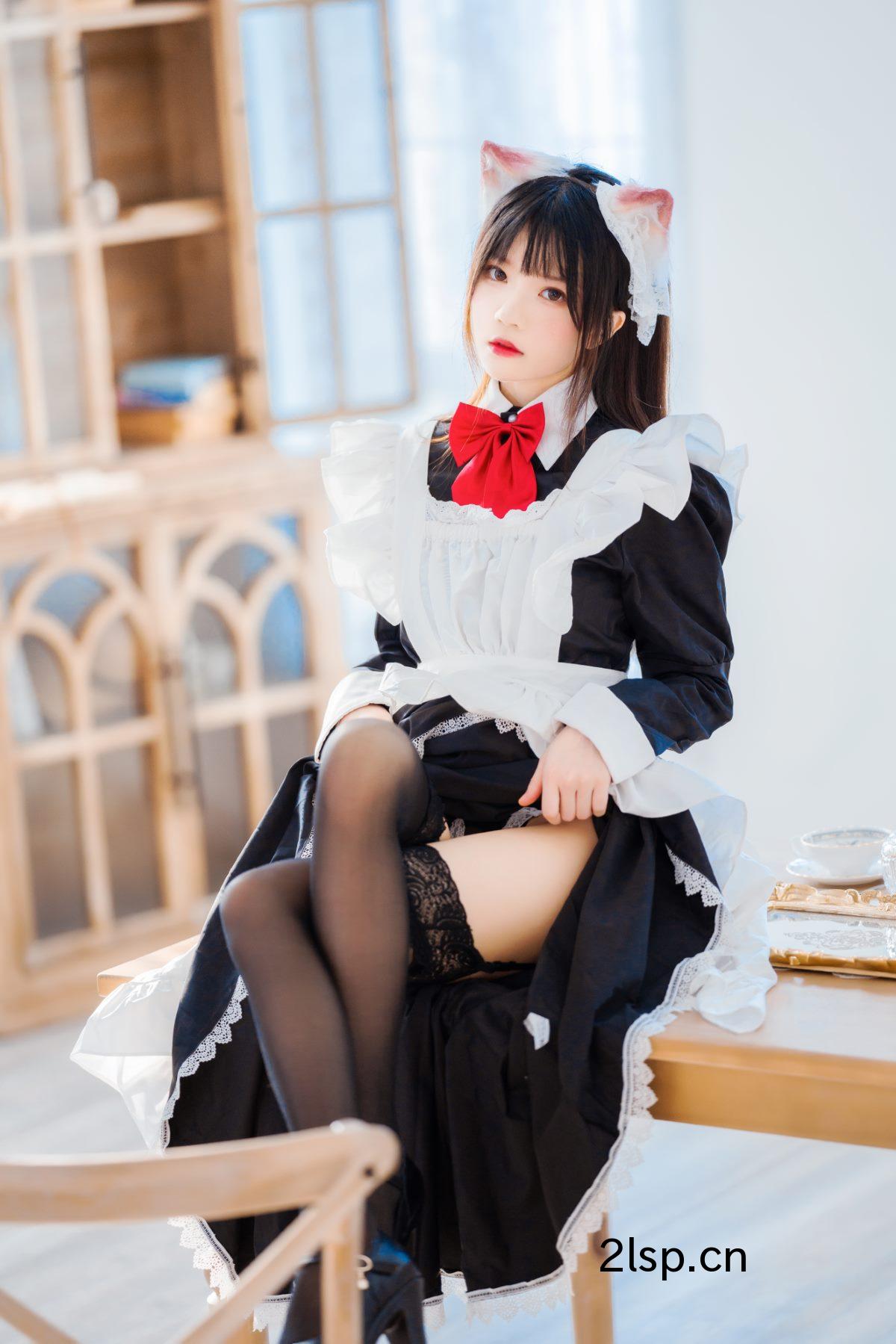 Coser@桜桃喵Vol.104长裙妹抖