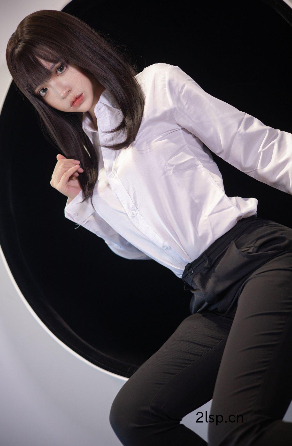 Coser@疯猫ssVol.070职业OL