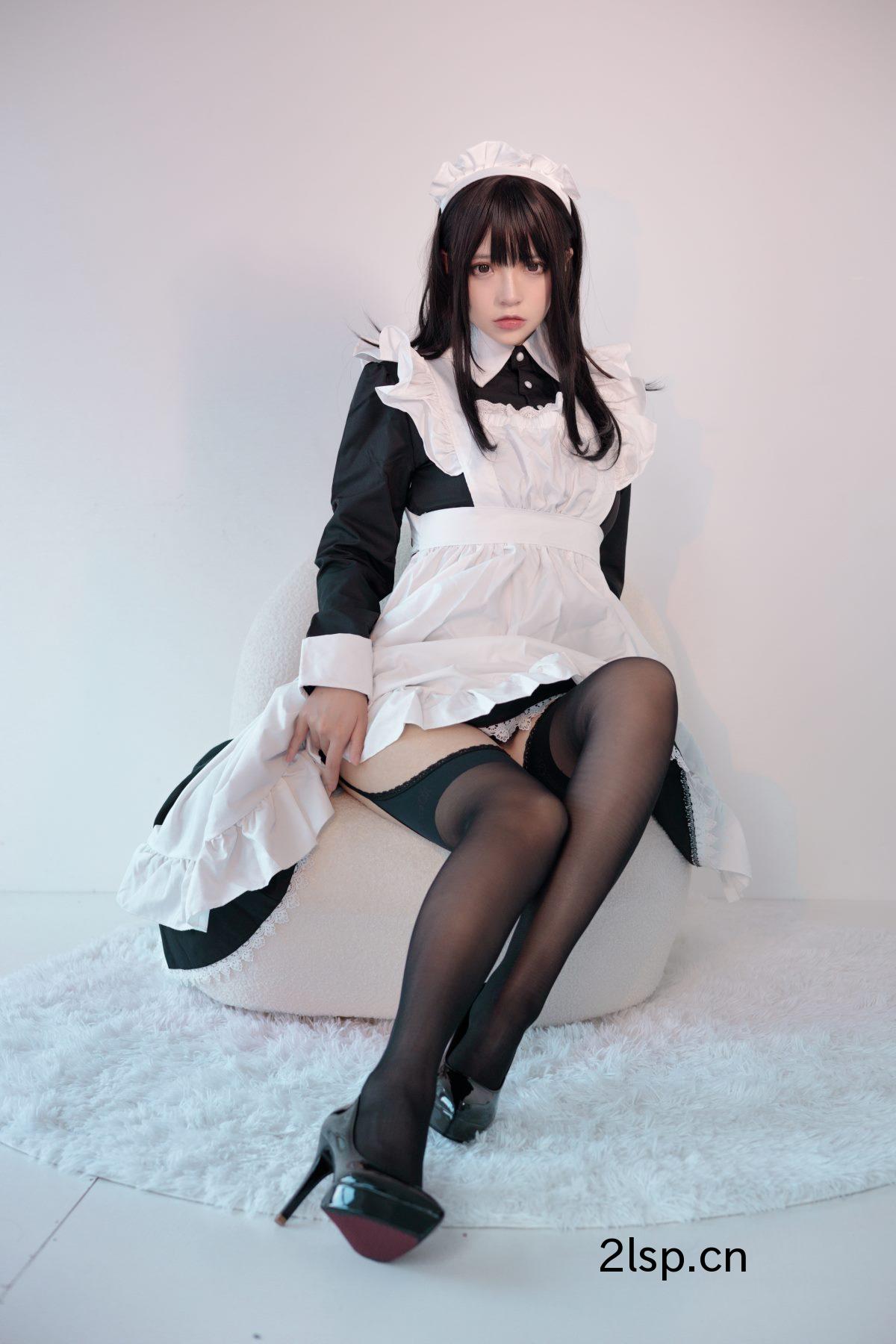 Coser@疯猫ssvol.075COS美女女仆