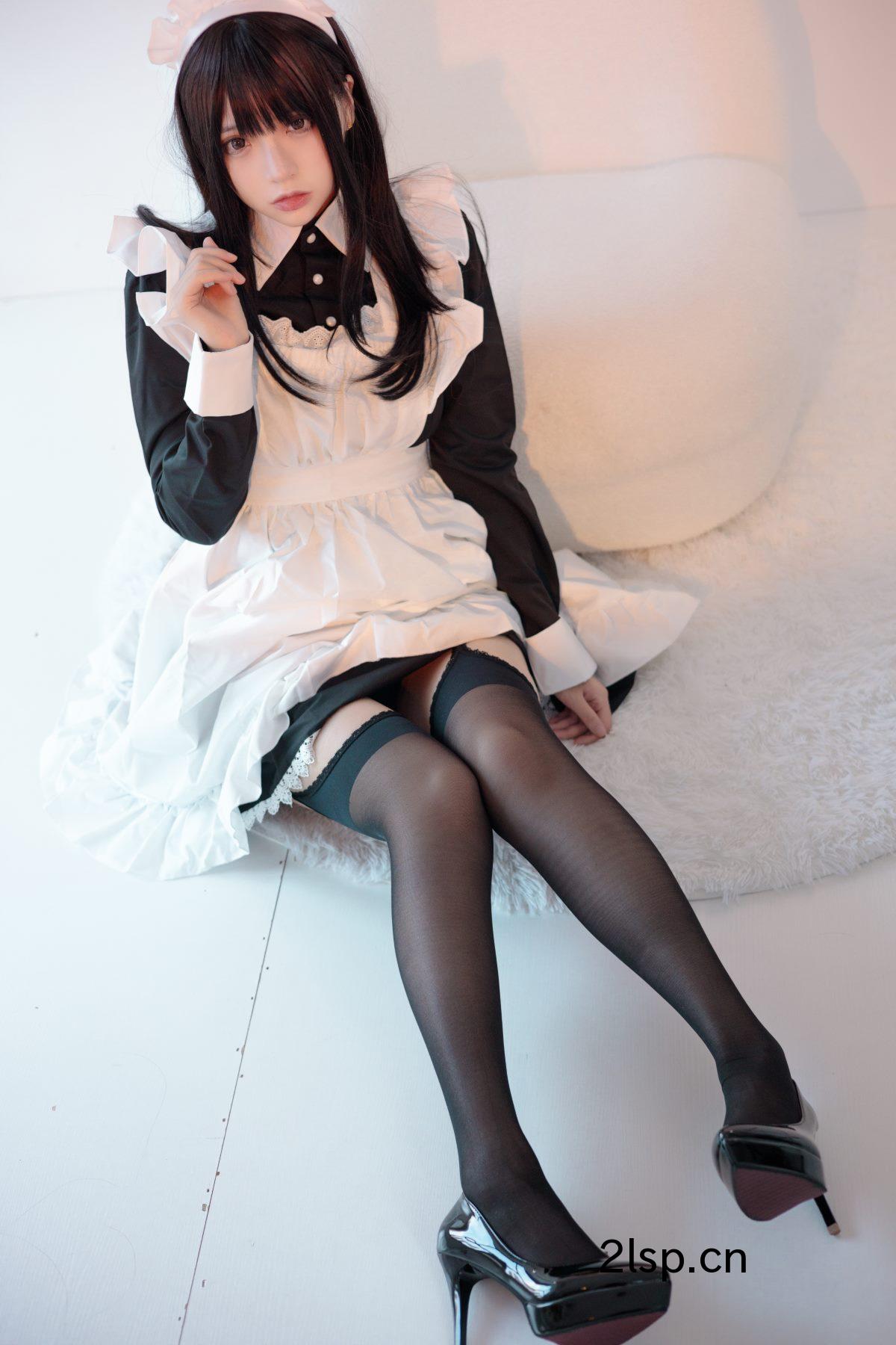 Coser@疯猫ssvol.075COS美女女仆