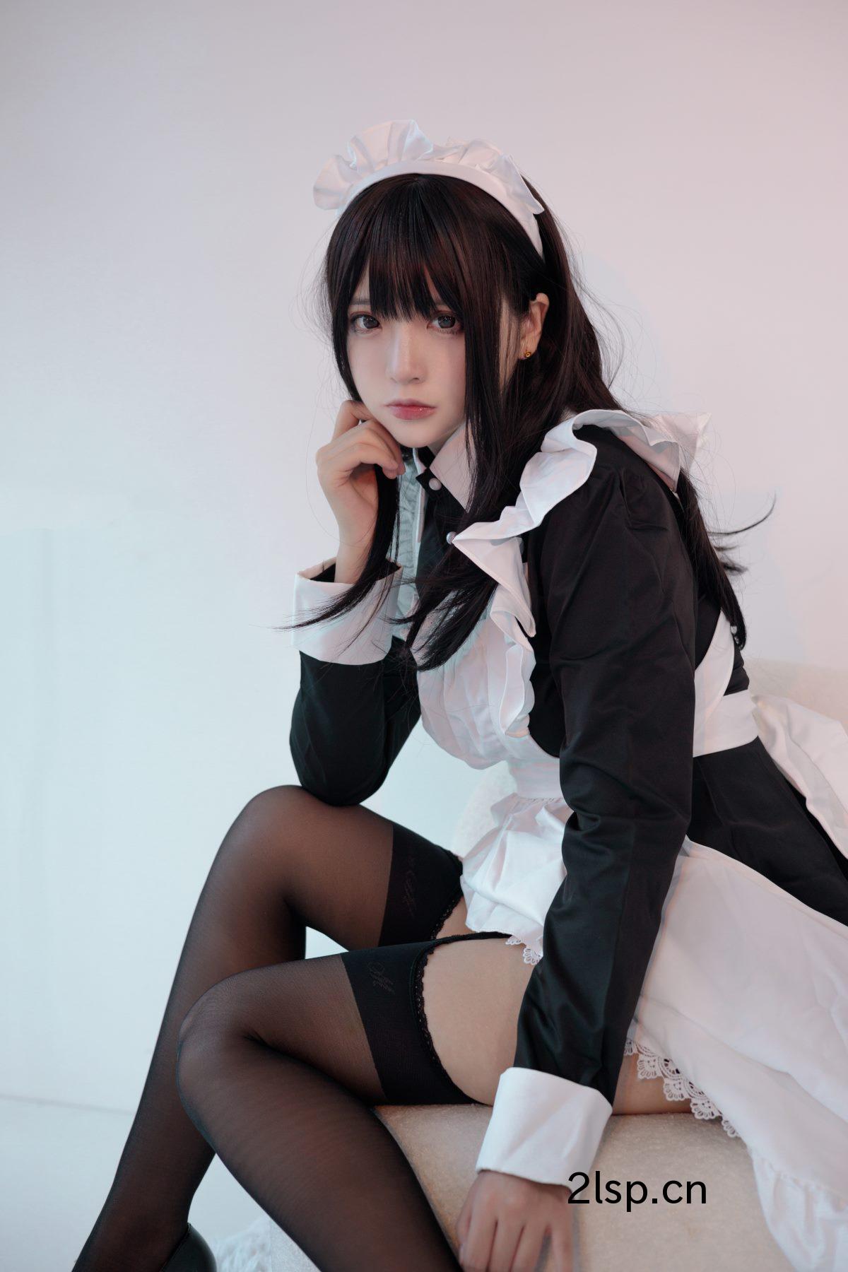 Coser@疯猫ssvol.075COS美女女仆