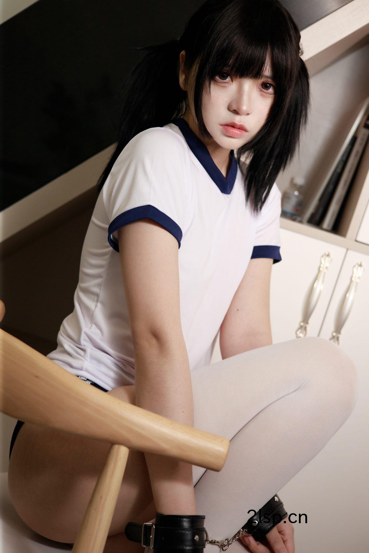 Coser@疯猫ssvol.083白色情人节福袋体操服