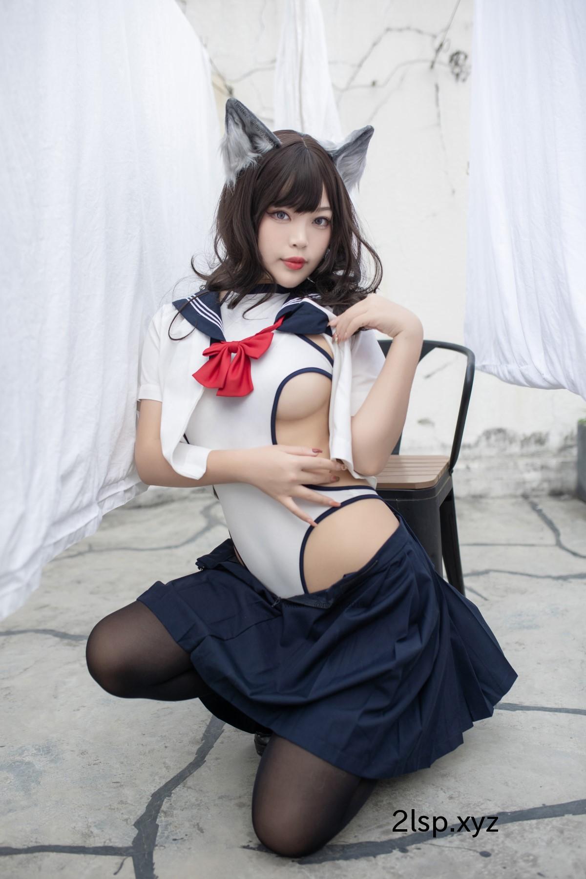 Coser@白烨-Vol.047-魅惑狼姐姐-室外魅惑狼姐姐