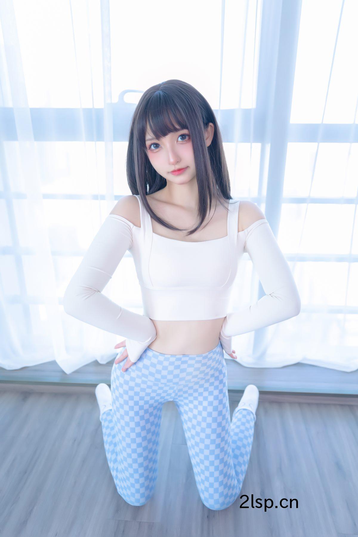 Coser@神楽坂真冬Vol.083蓝白格