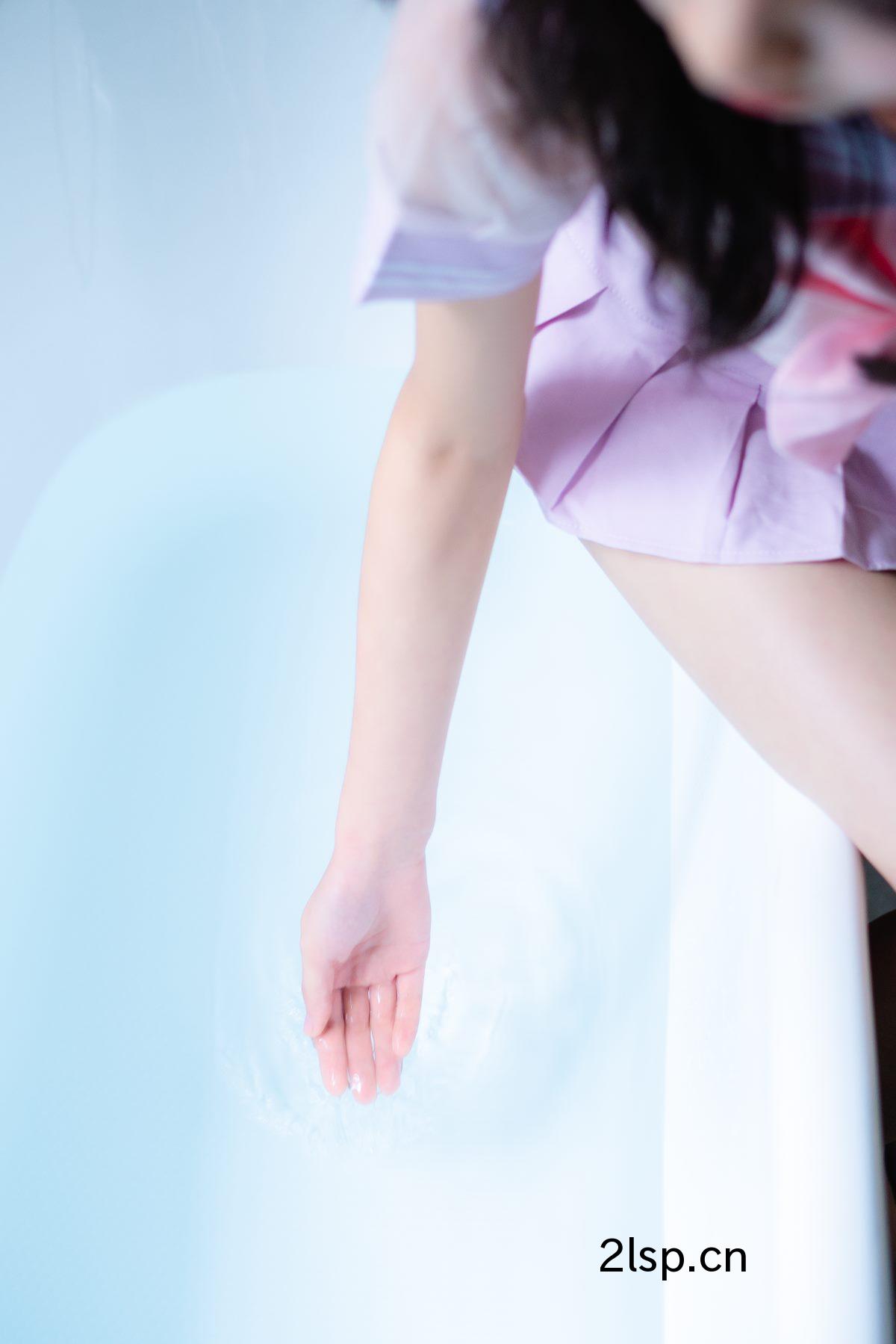 Coser@西瓜少女Vol.009私房浴缸