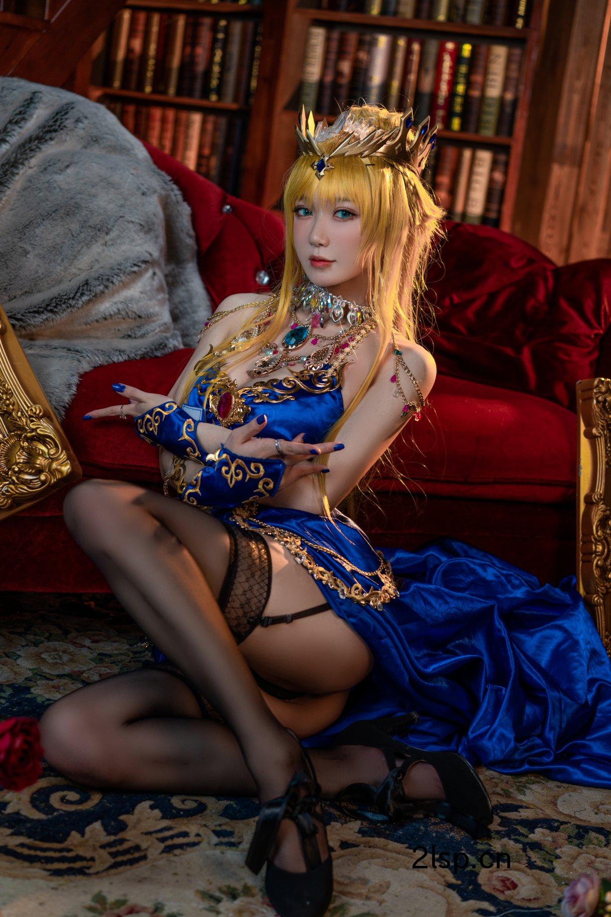 Coser@阿包也是兔娘Vol.015白枪呆同人睡衣