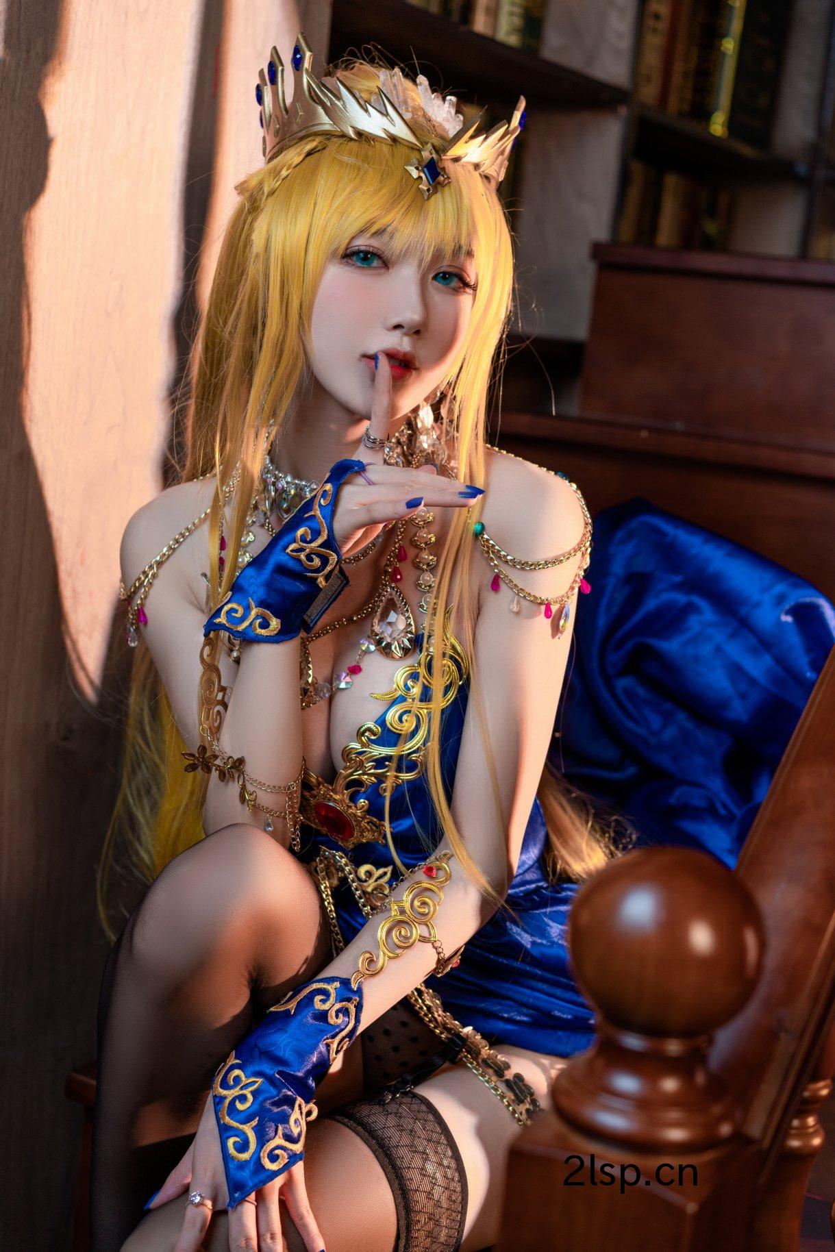 Coser@阿包也是兔娘Vol.015白枪呆同人睡衣