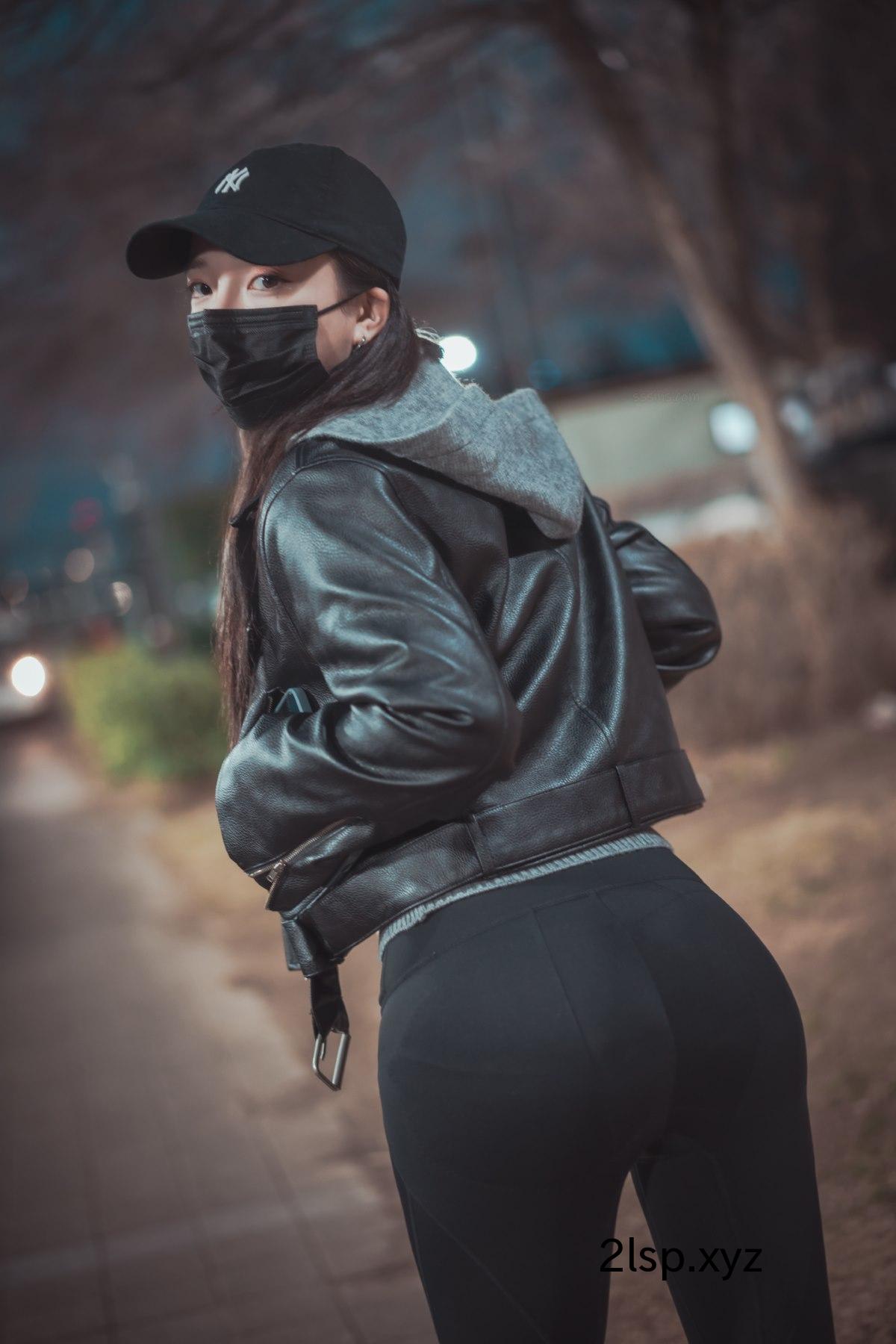DJAWA-Son-Ye-Eun-손예은-–-Drive-My-Car손예은