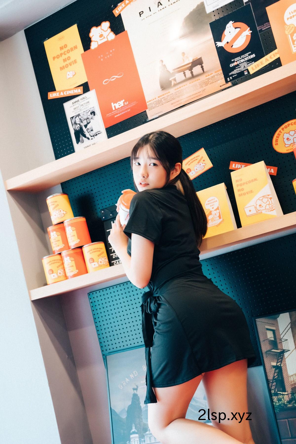 Loozy-Sonson-손손-Cinema-Girl-S.Ver손손