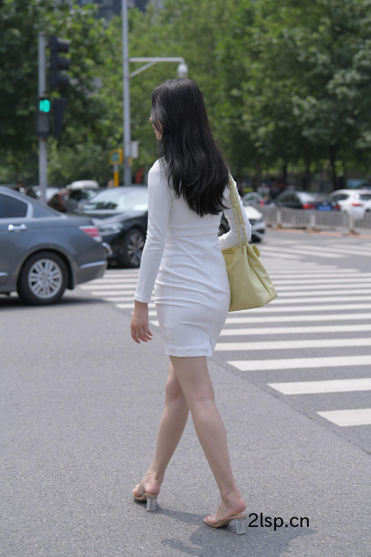 MoJing魔镜街拍No.137StreetphotoofbeautyinwhiteuniformB街拍之白色制服美女-B