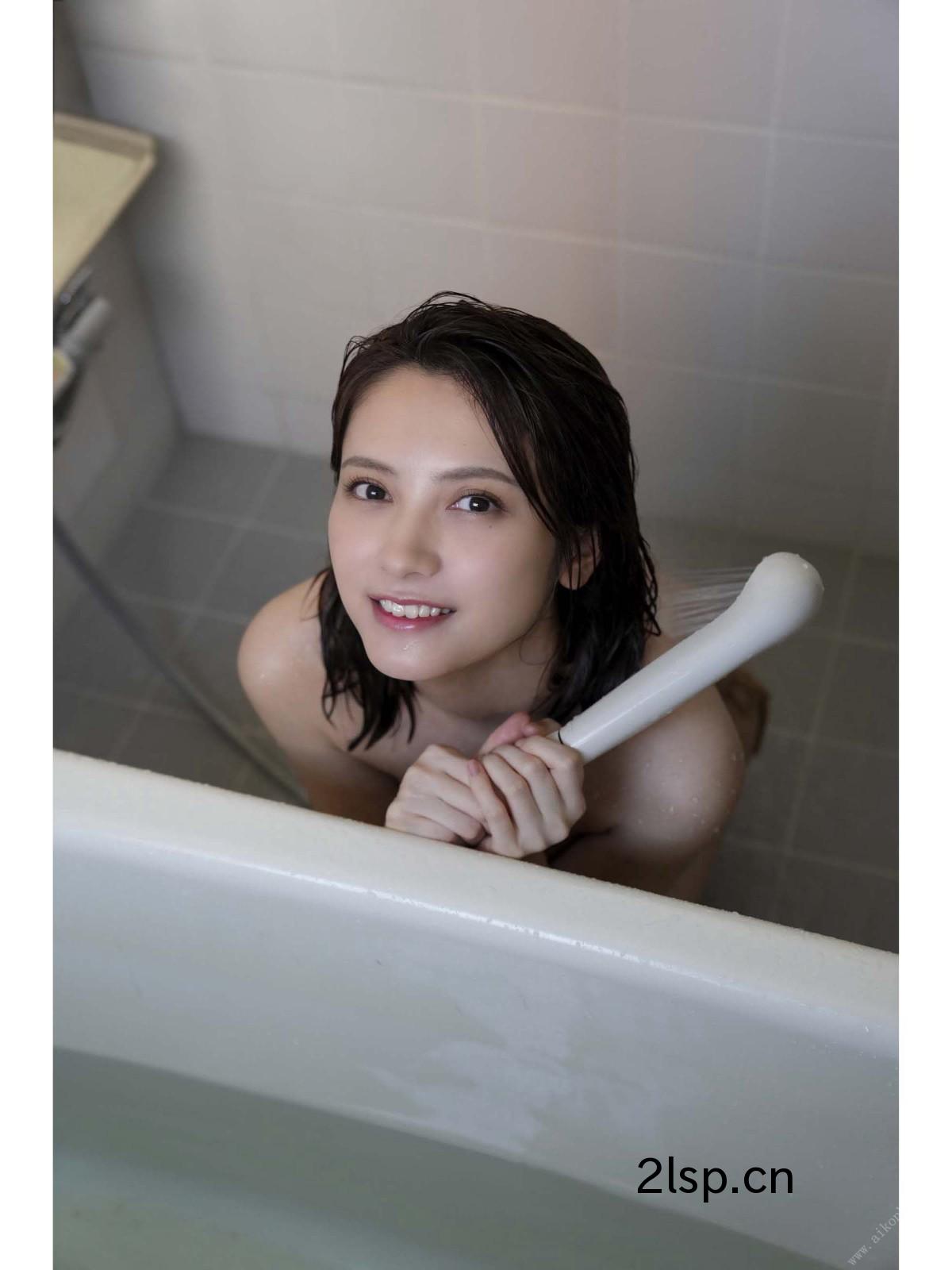 Photobook-2022-10-04-Nashiko-Momotsuki-桃月なしこ-–-That-Summer-In-That-Room-With-YouPhotobook-2022-10-04-Nashiko-Momotsuki-桃月なしこ---That-Summer-In-That-Room-With-You