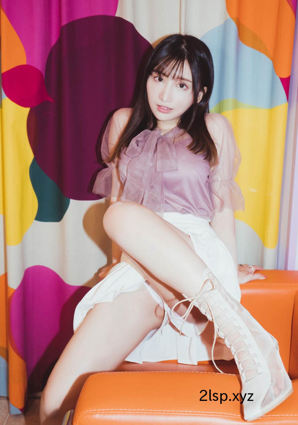 Photobook-2022-12-09-Karen-Yuzuriha-楪カレン楪カレン