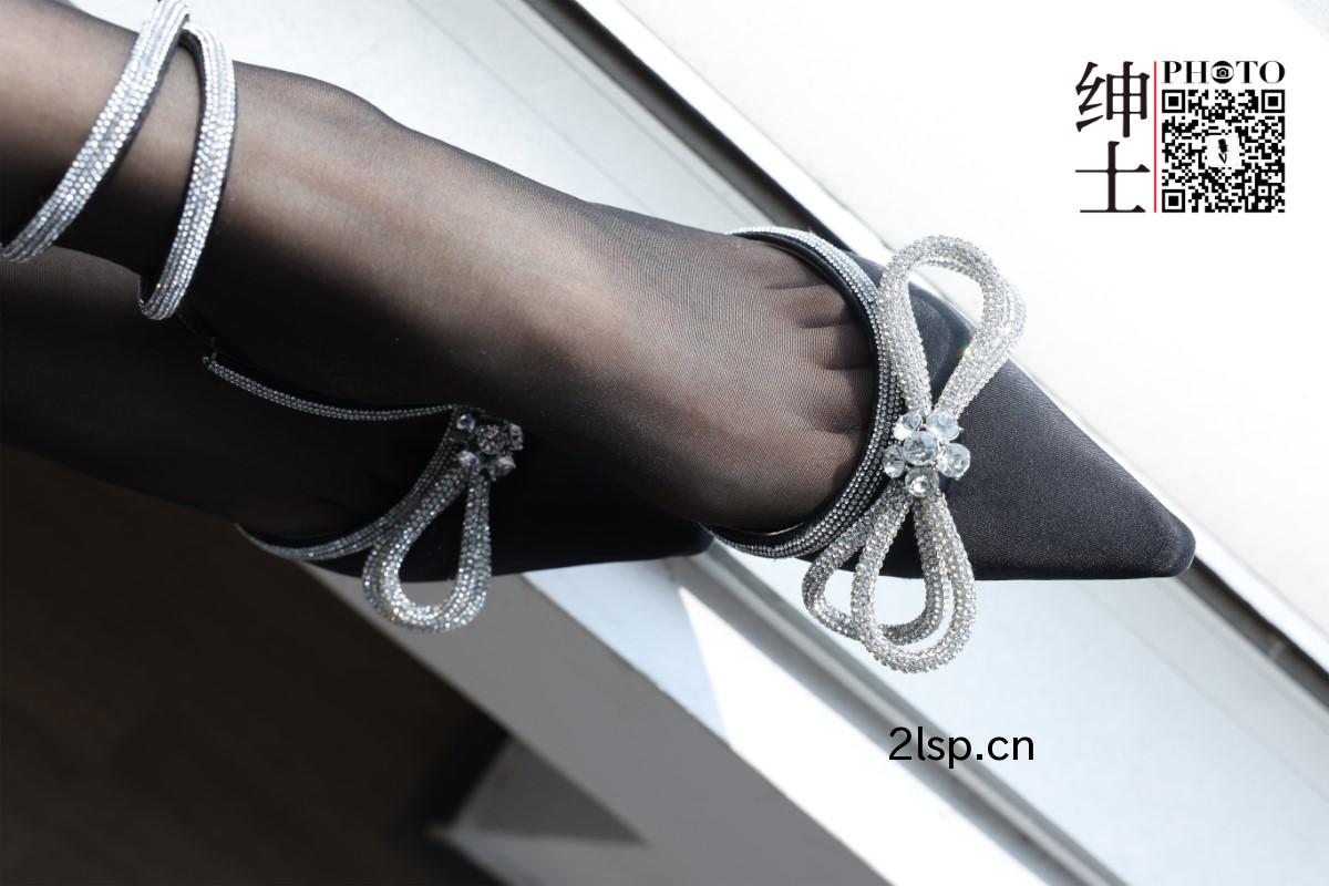 SHENSHI绅士摄影-Vol.112-Qi-Qi琪琪