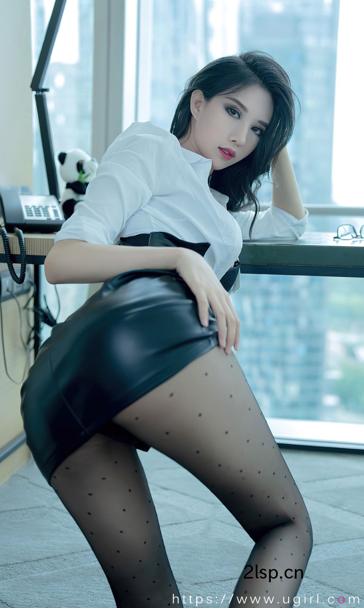 Ugirls-App尤果圈-No.2411-Ha-Ni-Bao-Bao葛征