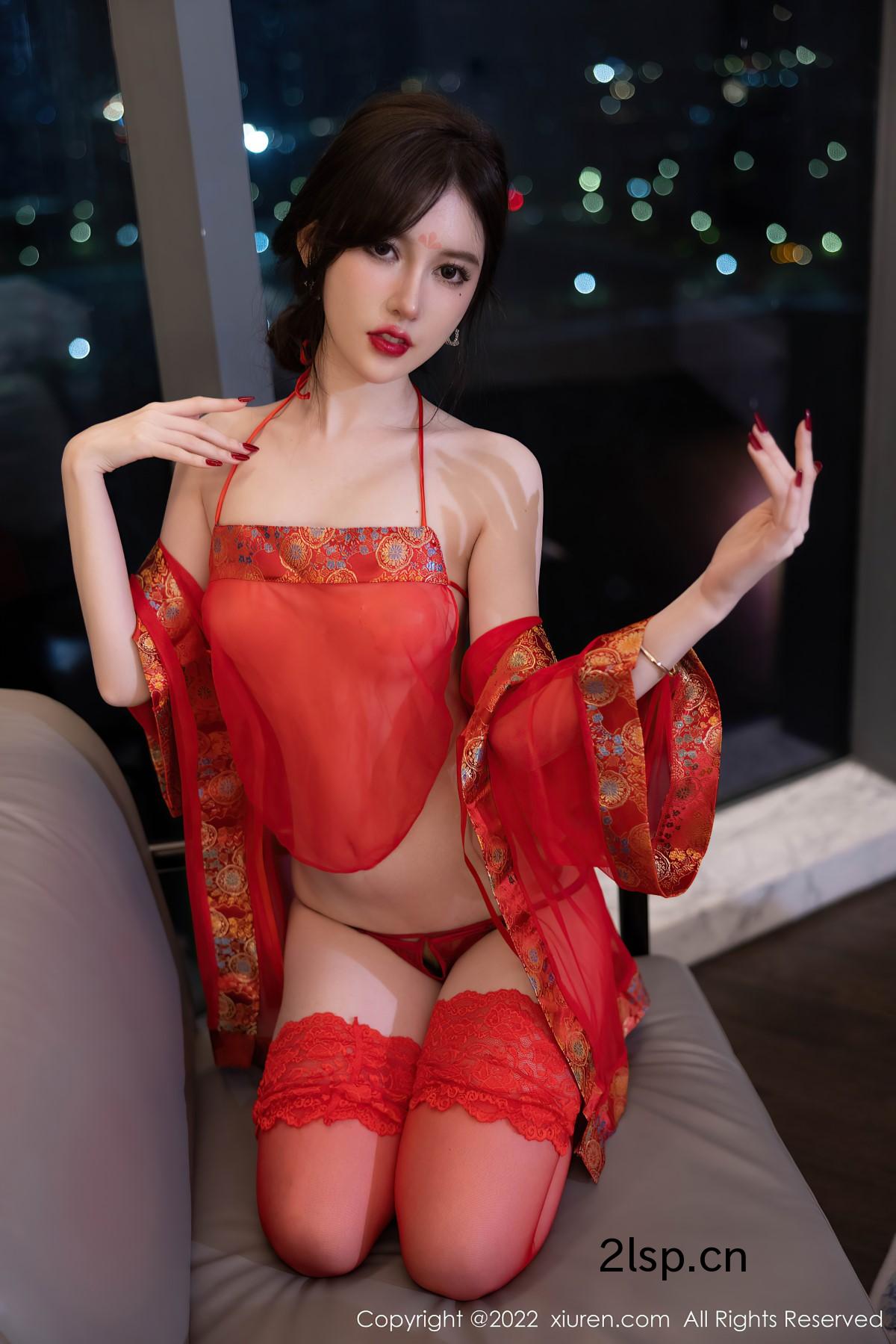 XiuRen秀人网-No.5619-Mei-Tao-Jiang美桃酱