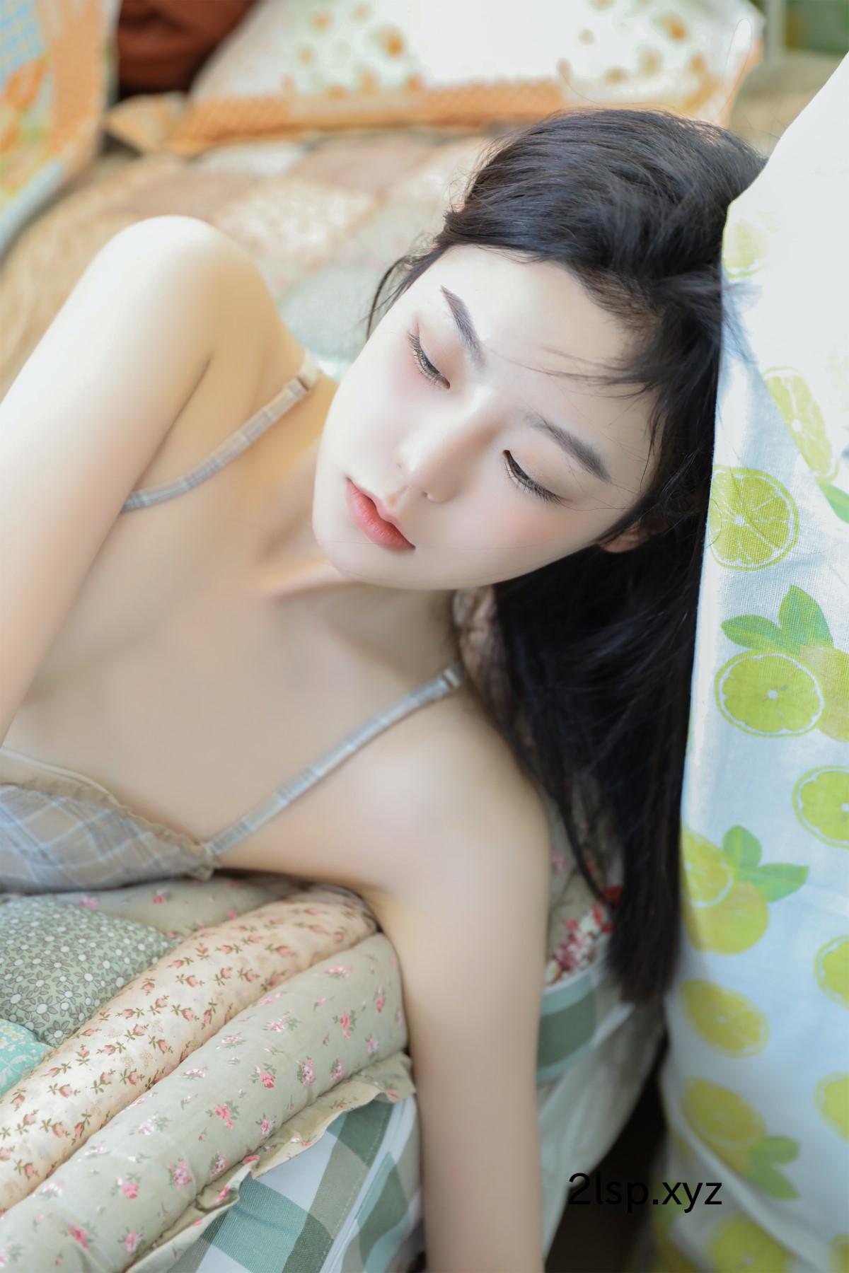 YiTuYu艺图语-Vol.1680-Yi-Xuan-Mua苡萱mua