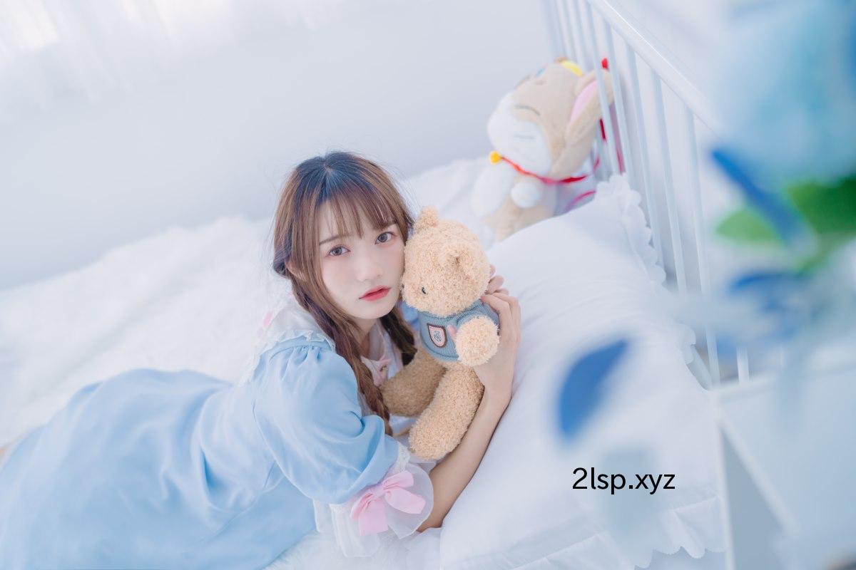 YiTuYu艺图语-Vol.2227-Tu-Zi-Zzz-Bu-Chi-Hu-Luo-Bo兔子Zzz不吃胡萝卜