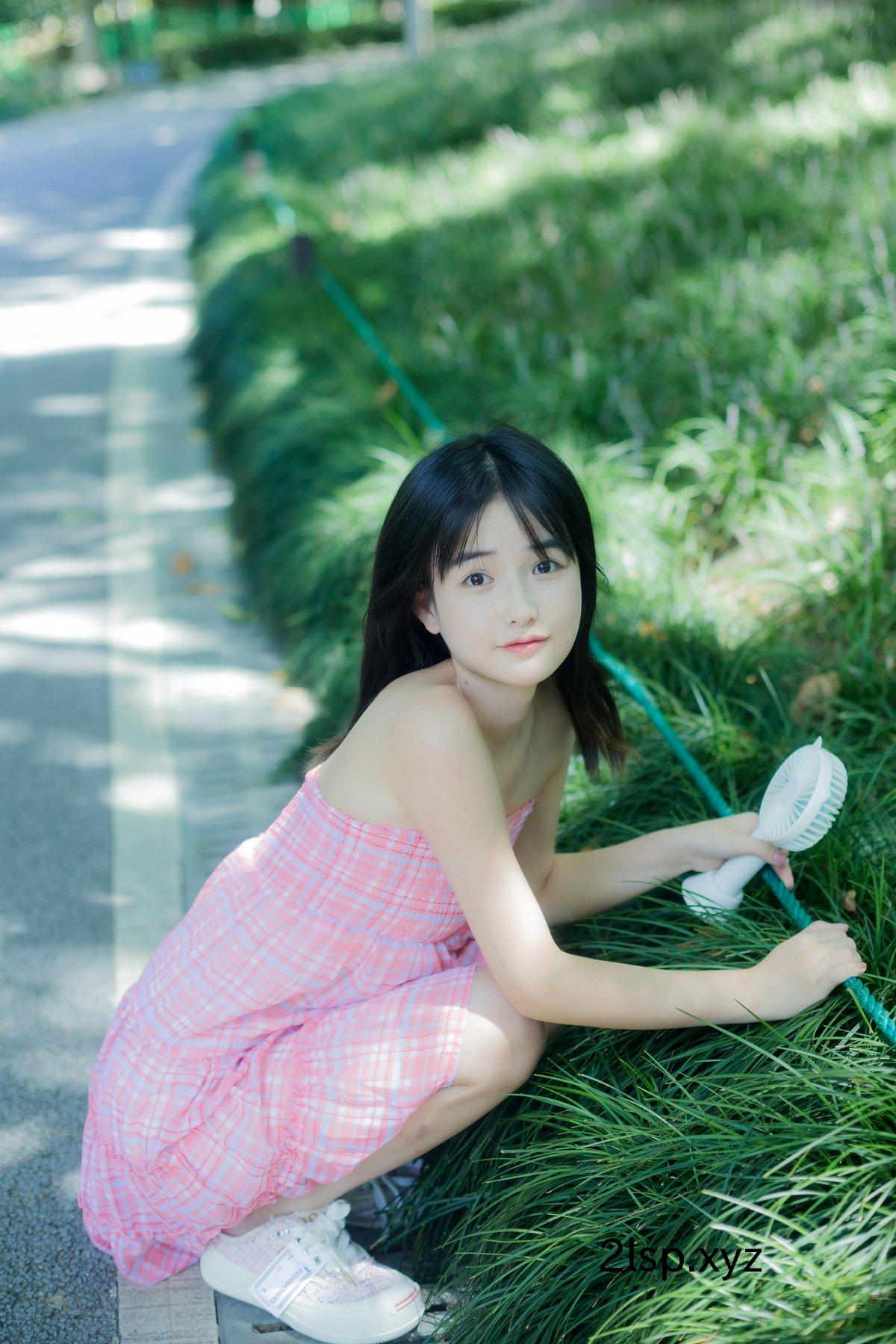 YiTuYu艺图语-Vol.2631-Xiao-Yi-Mei-Mei-Cute小怡妹妹cute