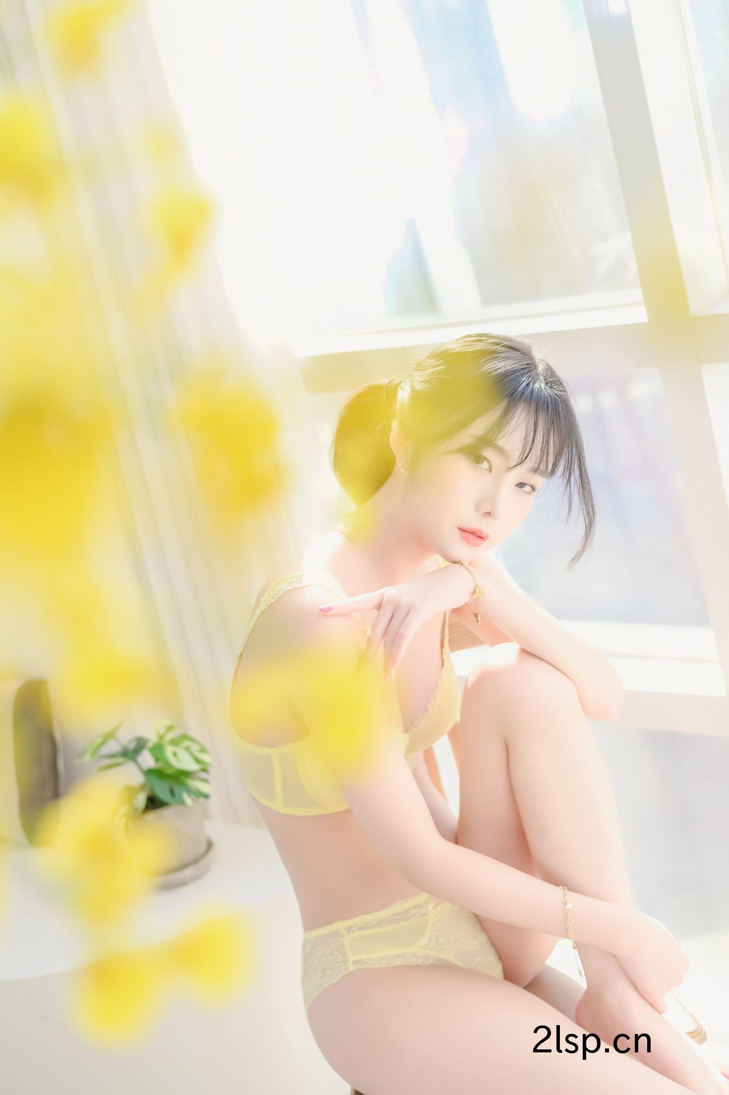 Yuna-Webpictorial-Flowers