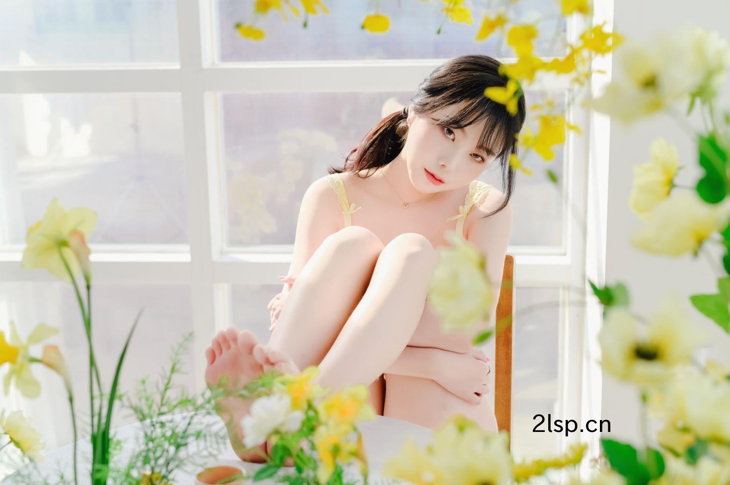 Yuna-Webpictorial-Flowers